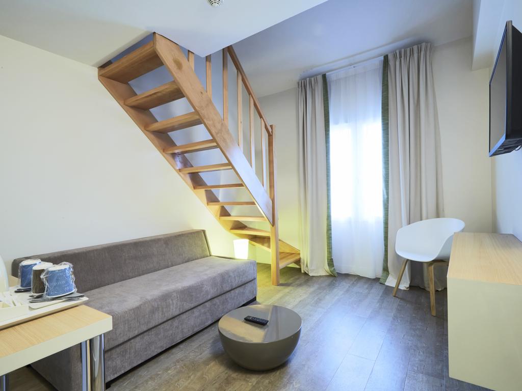 Hotel Kyriad Paris 18 - Porte de Clignancourt - Montmartre