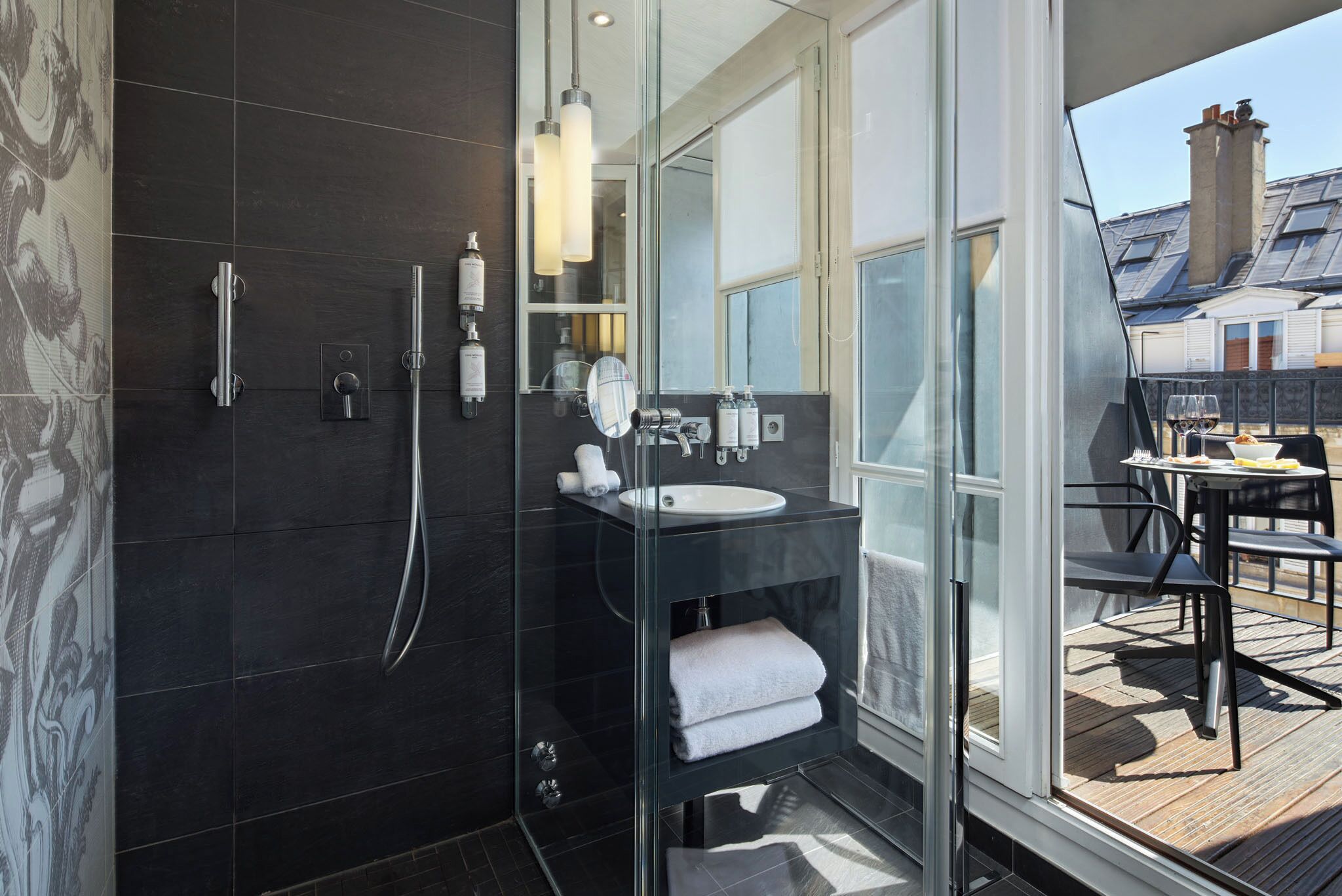 Hotel La Lanterne & Spa By Timhotel