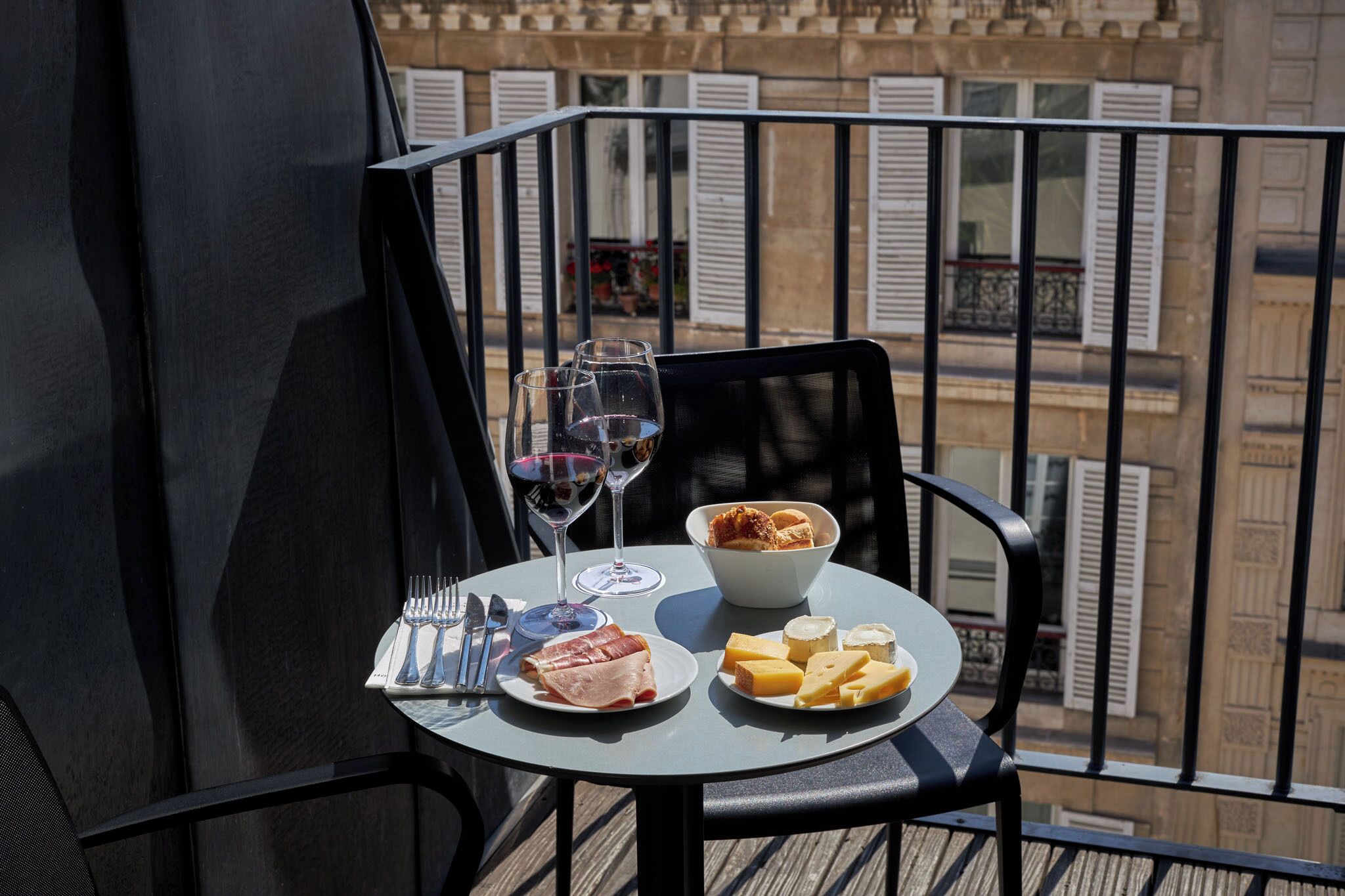 Hotel La Lanterne & Spa By Timhotel