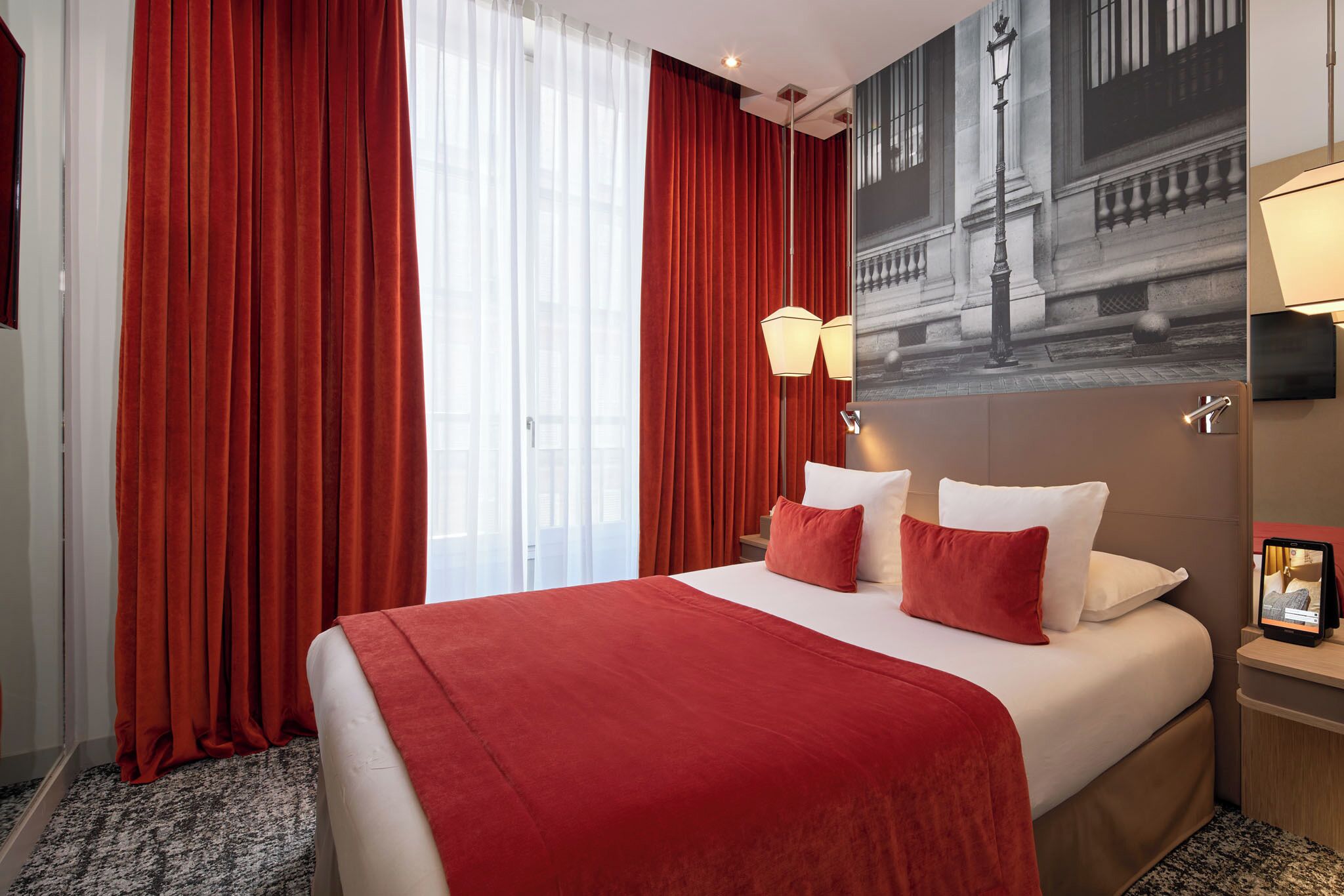 Hotel La Lanterne & Spa By Timhotel