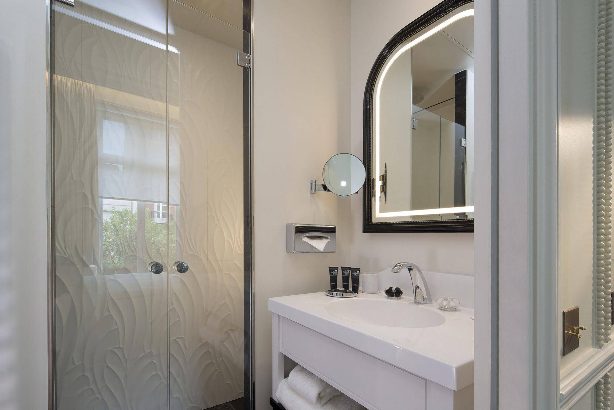 Le Narcisse Blanc Hotel & Spa