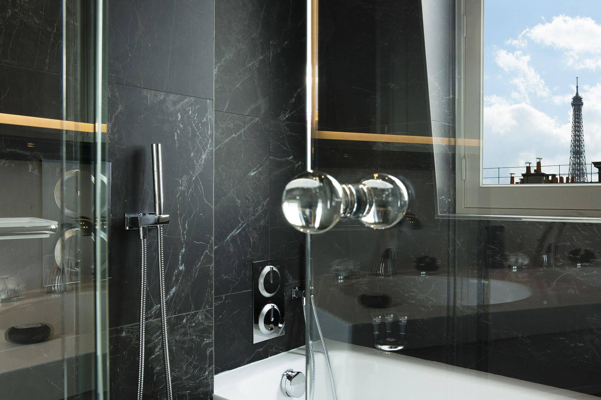 Le Narcisse Blanc Hotel & Spa