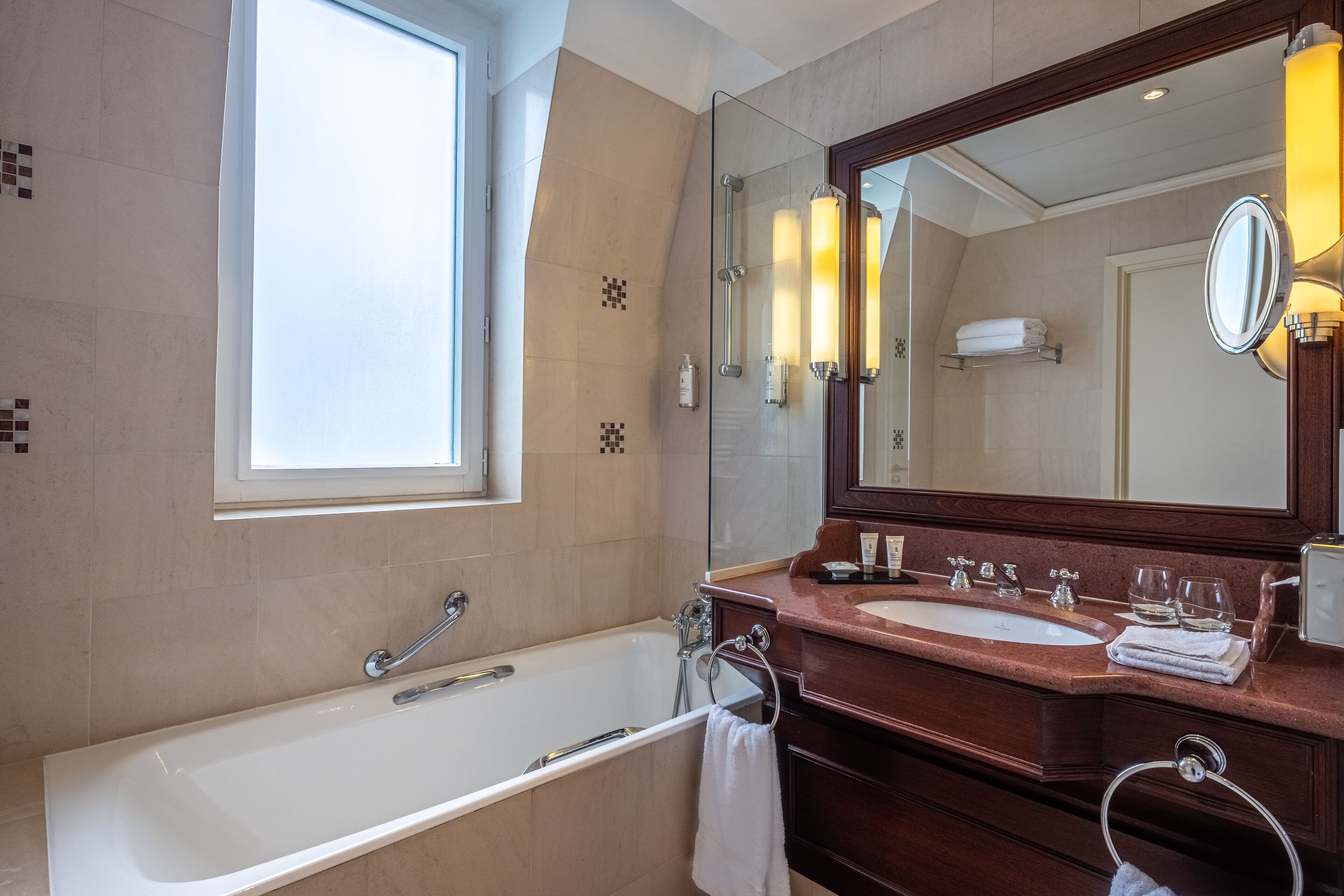 Hotel Pont Royal