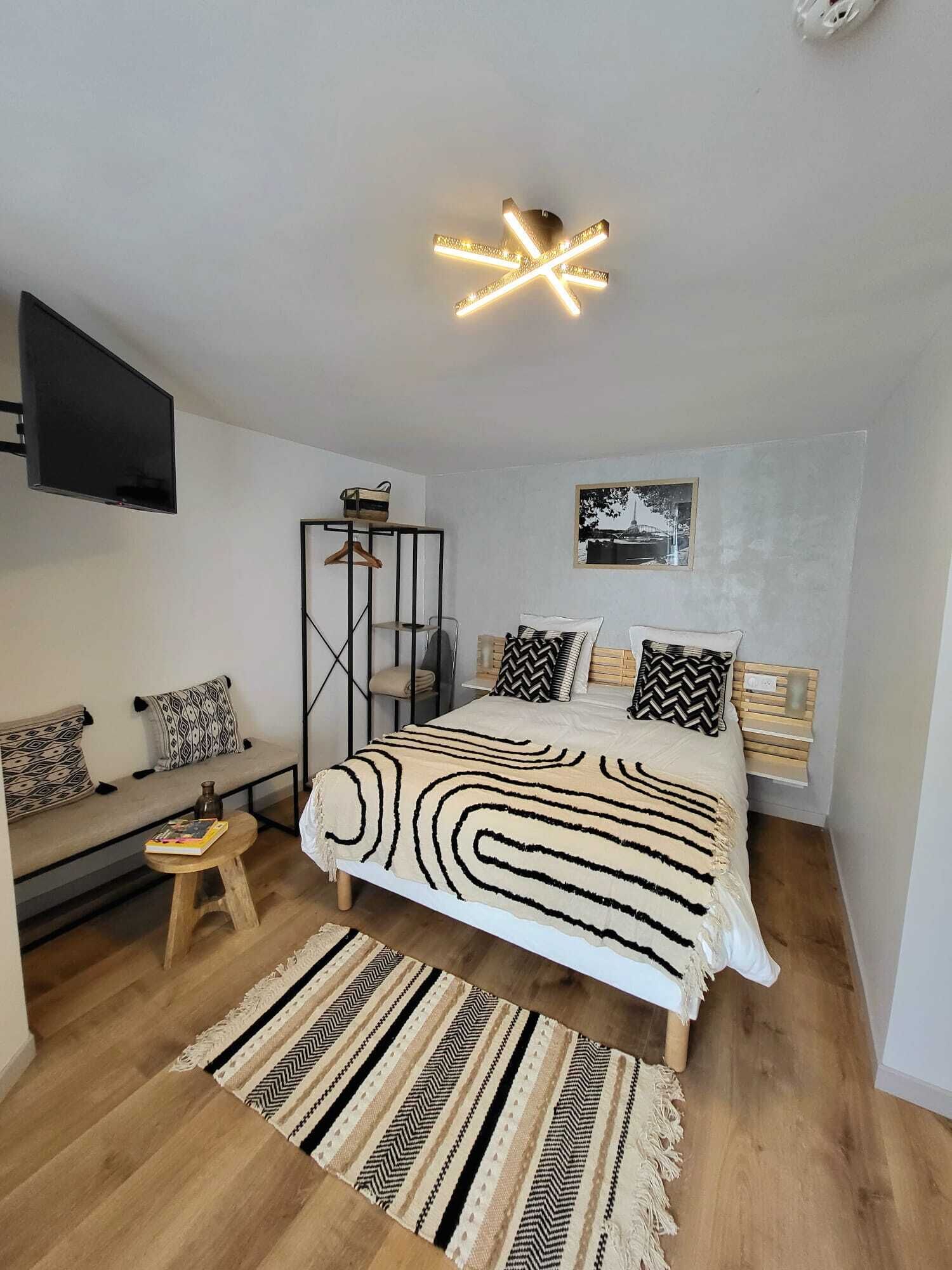 Hotel Residence A La Butte Aux Cailles