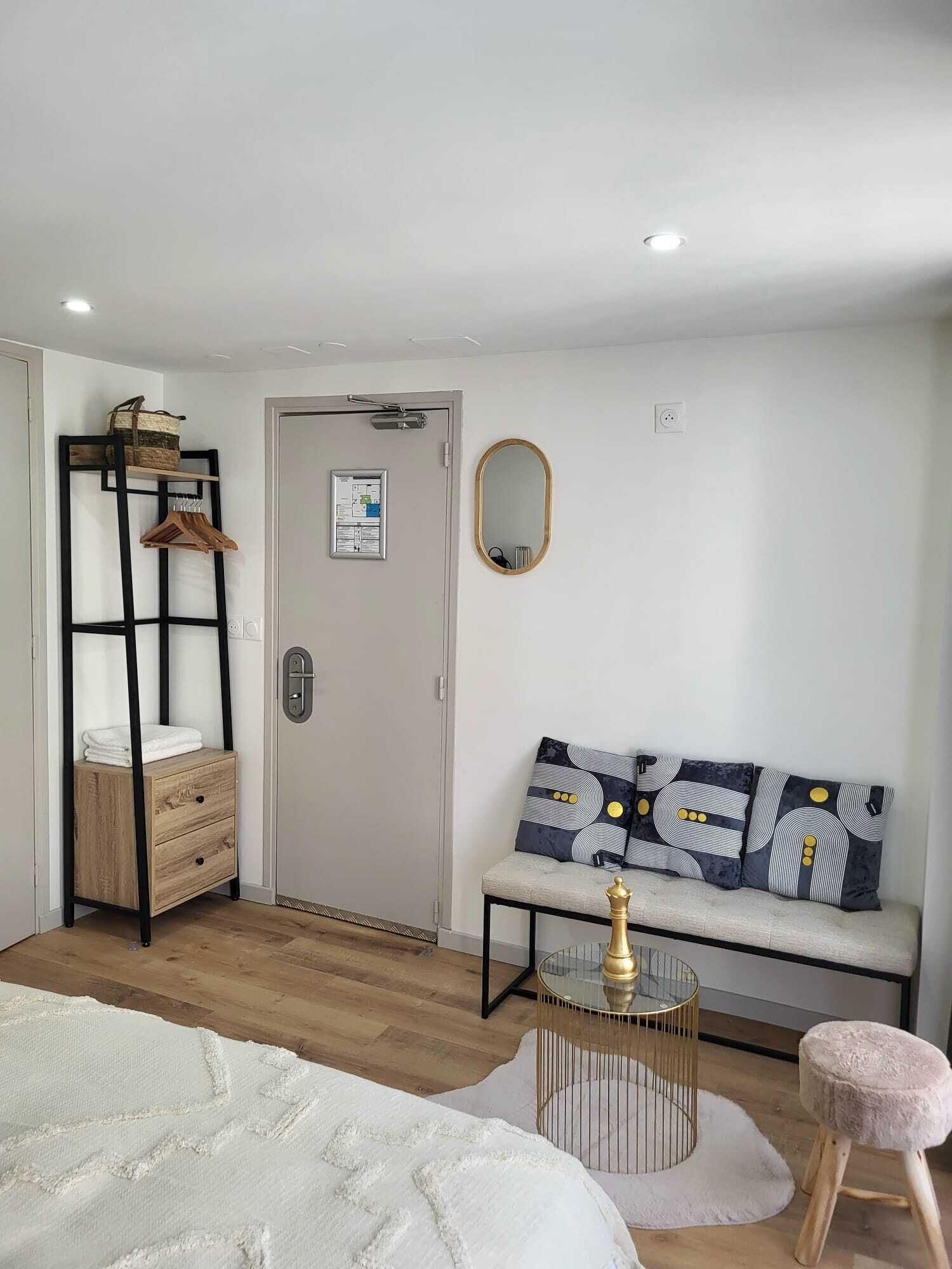 Hotel Residence A La Butte Aux Cailles