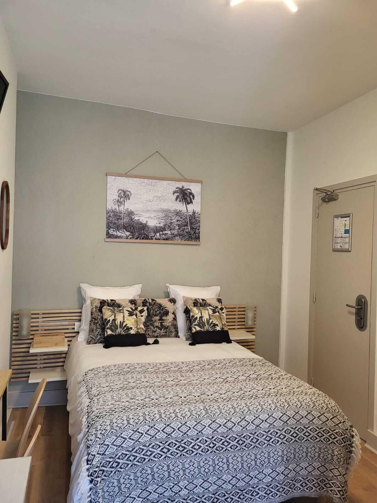 Hotel Residence A La Butte Aux Cailles