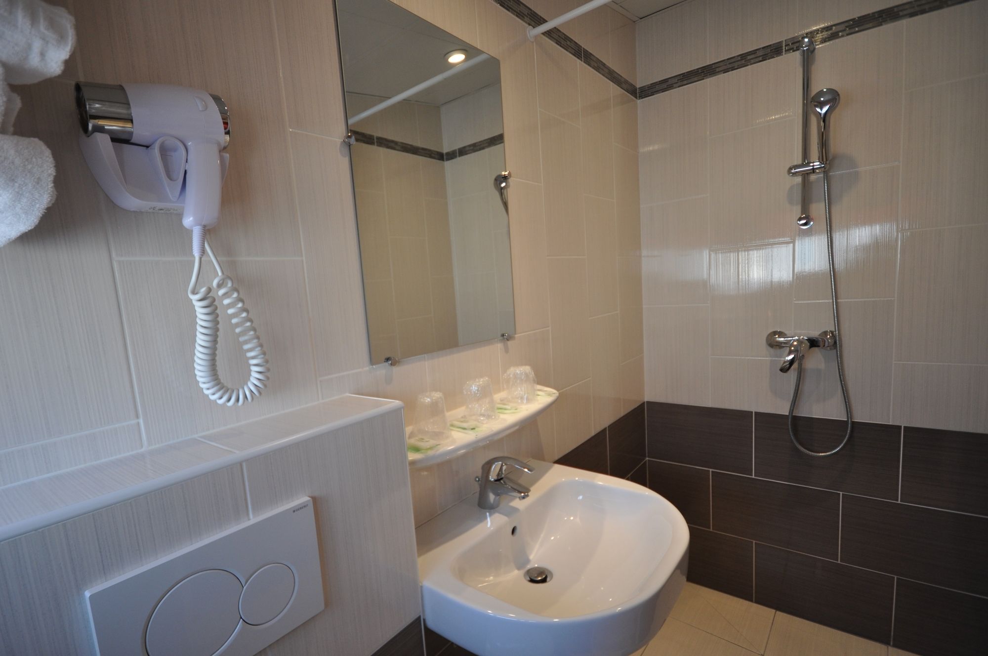 Hotel Saint Georges Lafayette