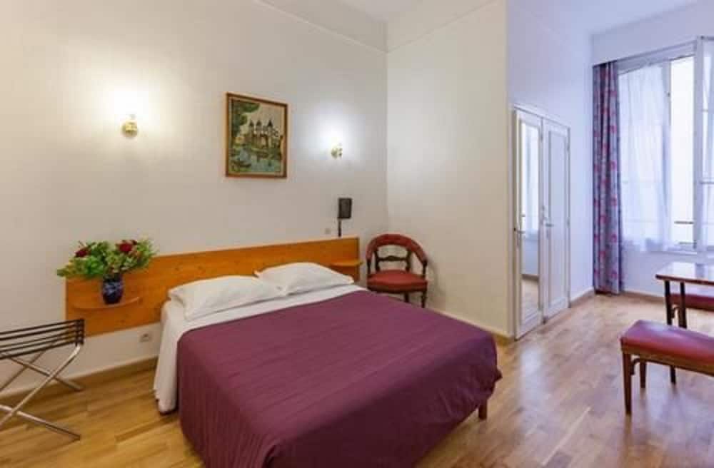 Hotel Tiquetonne