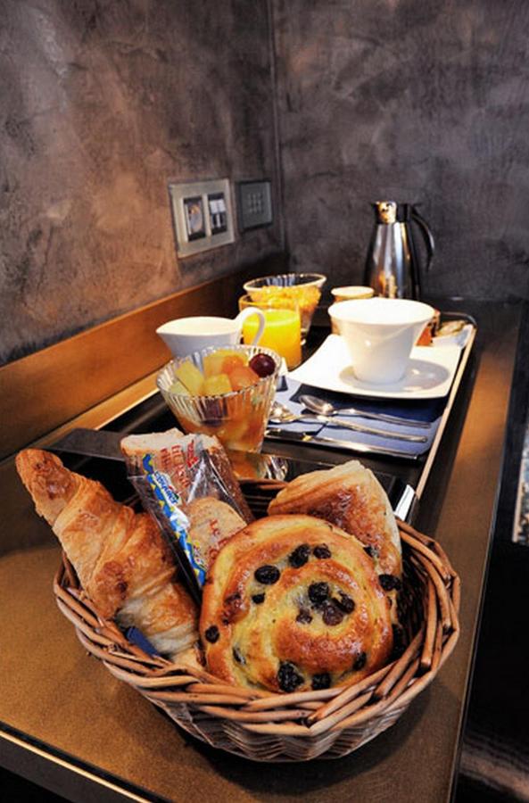 Hotel des Champs-Elysees
