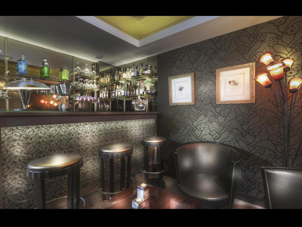 Hotel des Champs-Elysees