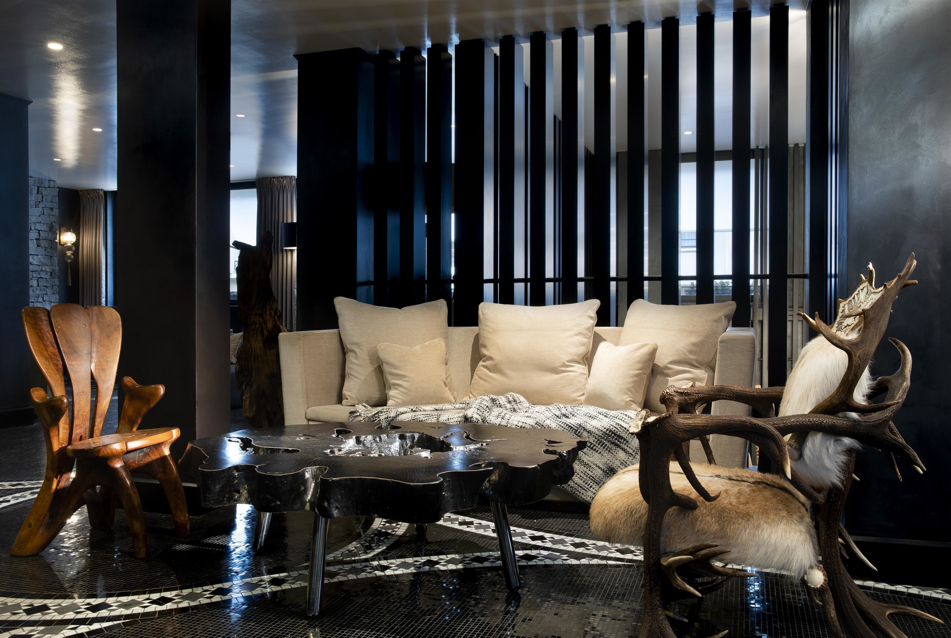 The One Alma Paris