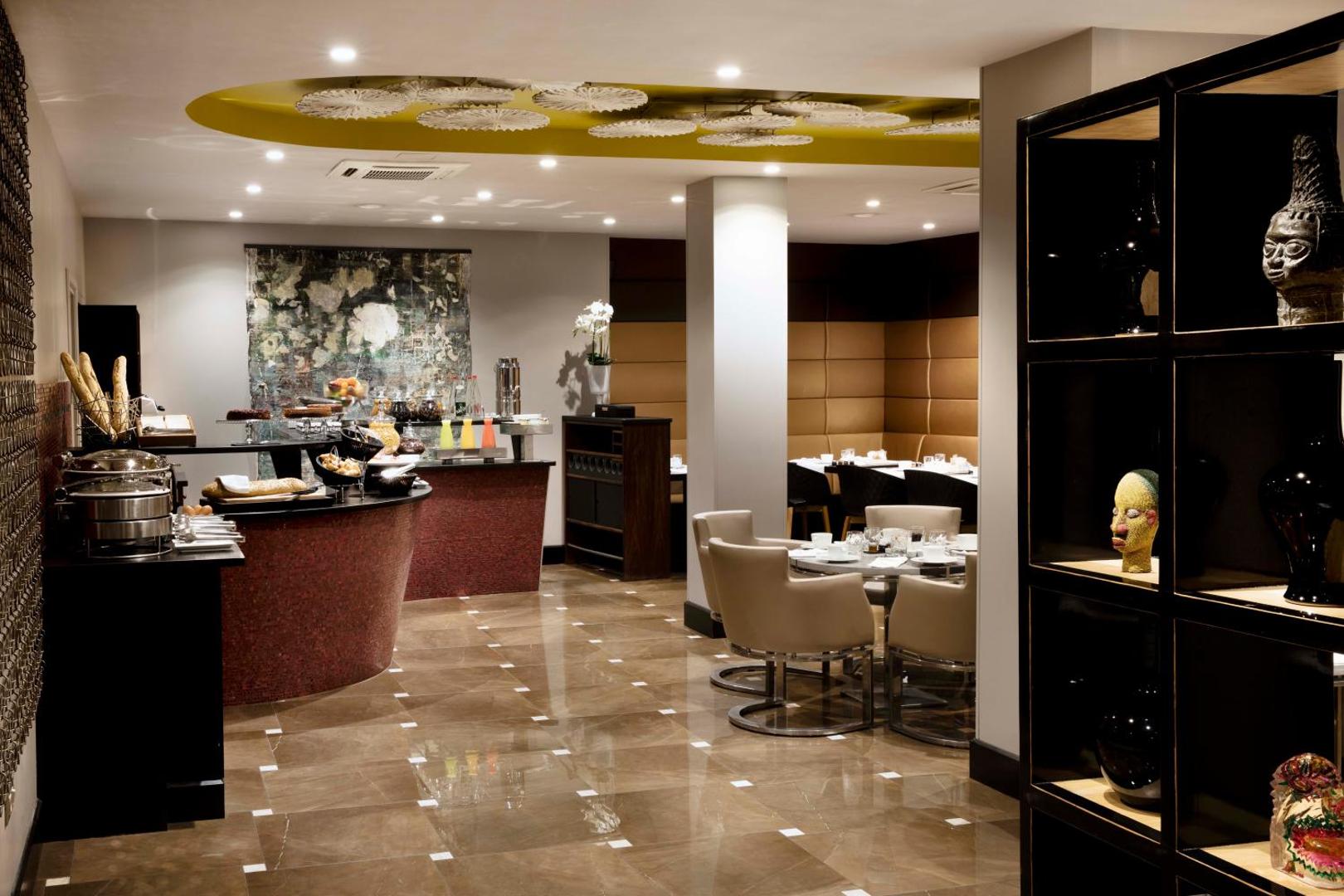 The One Alma Paris
