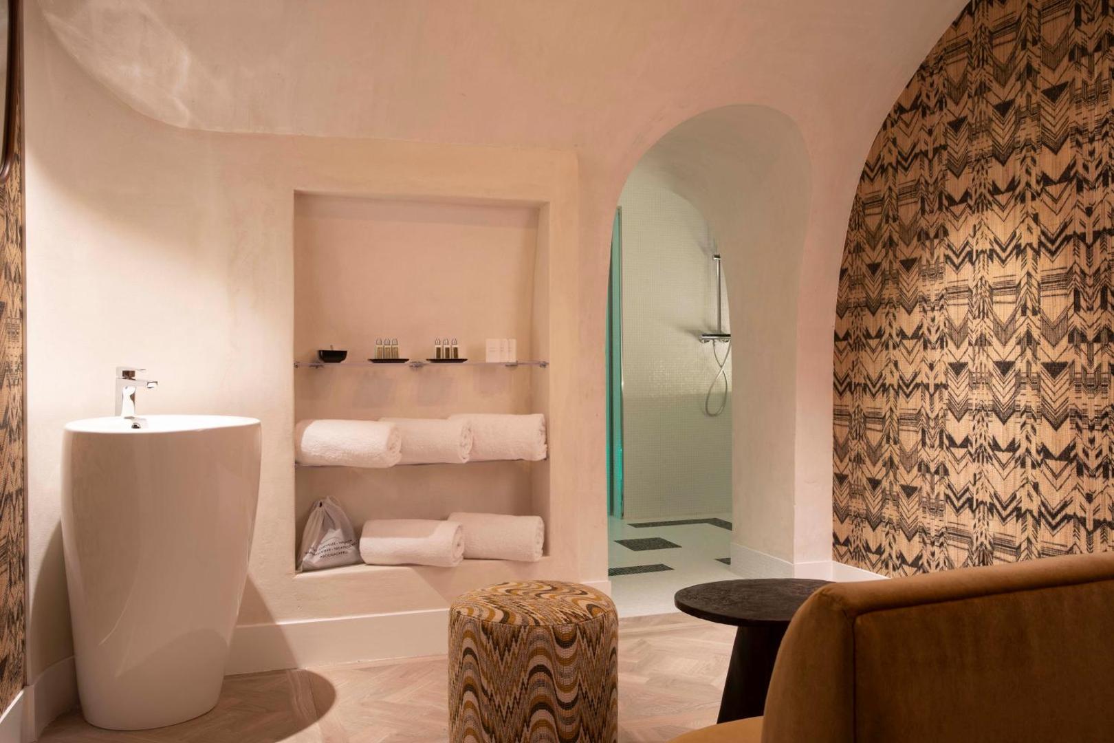 Hôtel Philéas Lazare & SPA