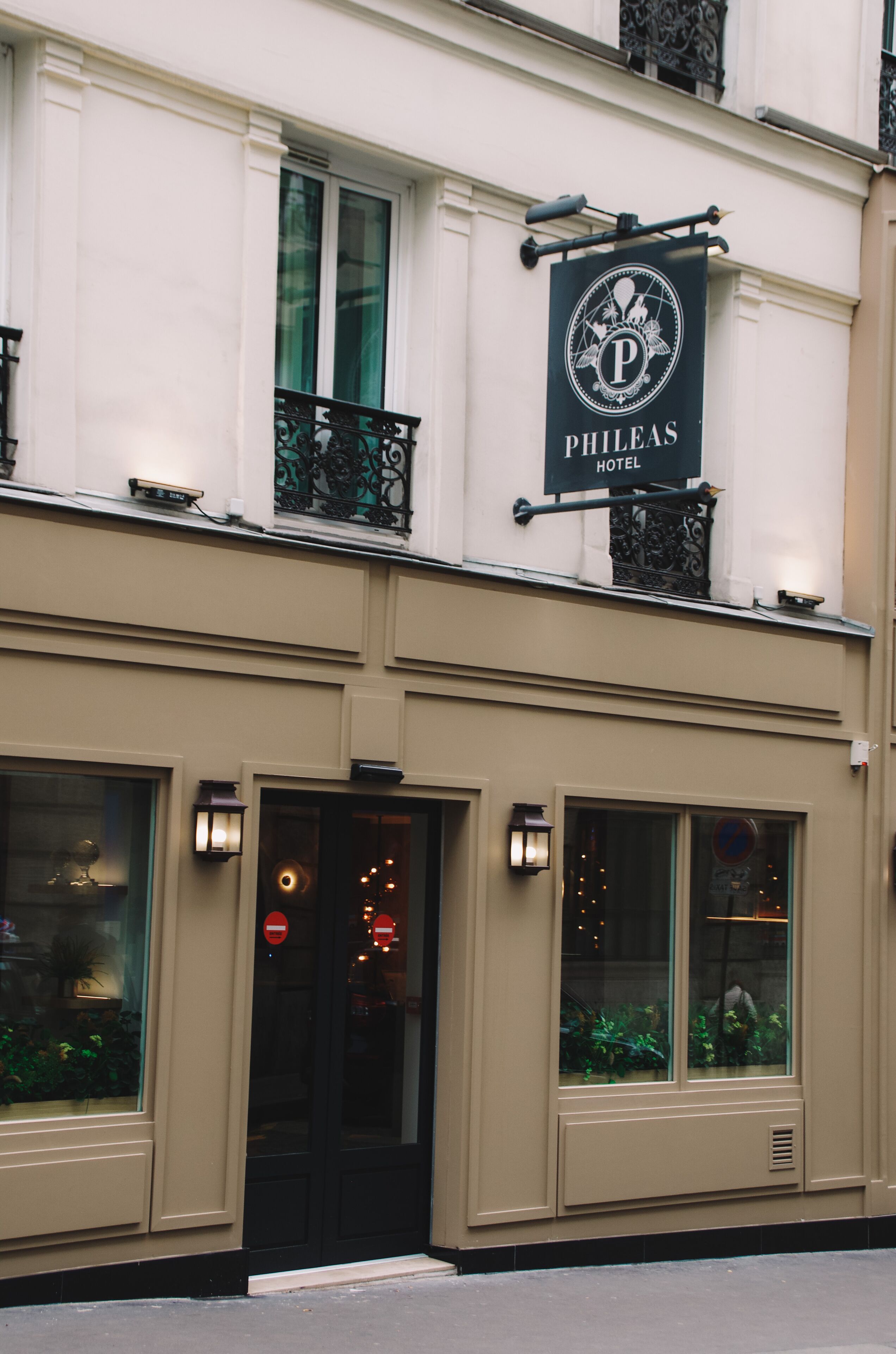 Hôtel Philéas Lazare & SPA