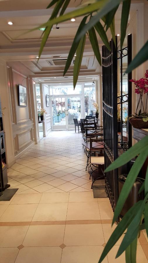 Hôtel Suites Unic Renoir St. Germain