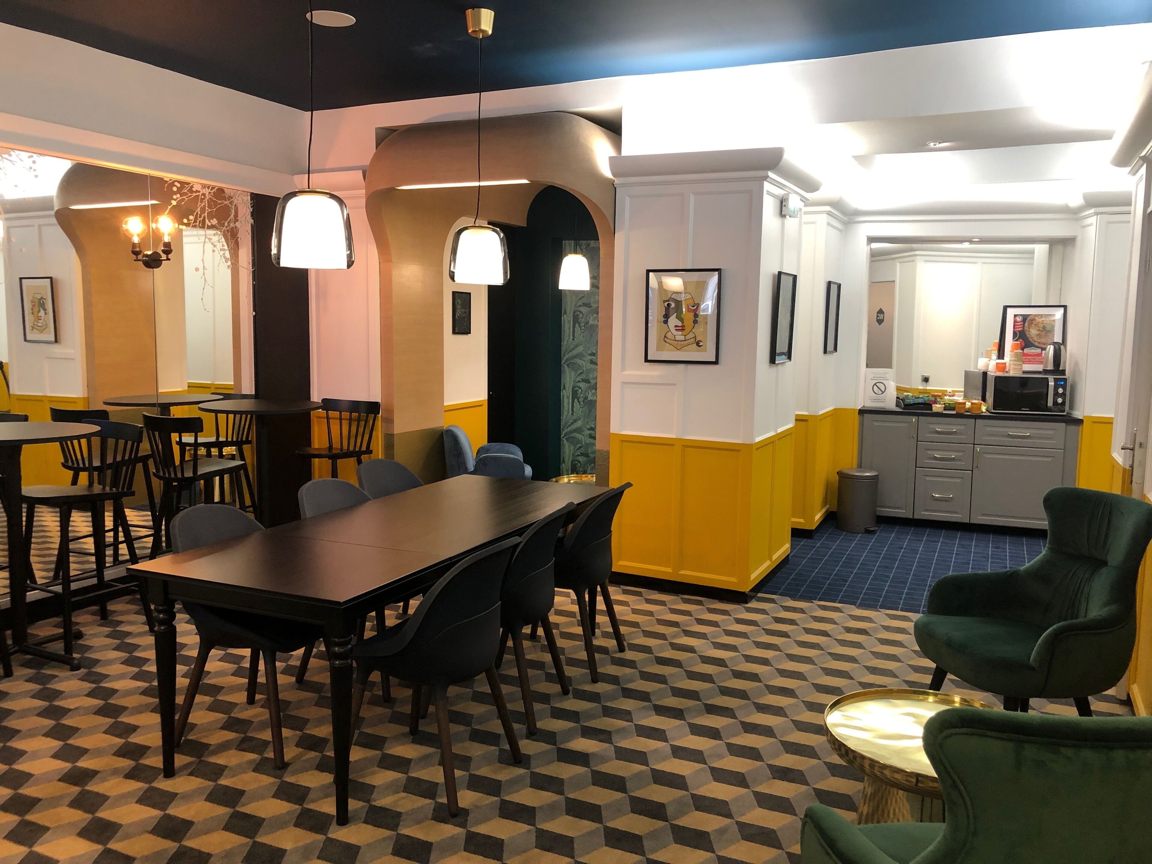 ibis Styles Paris Cadet Lafayette