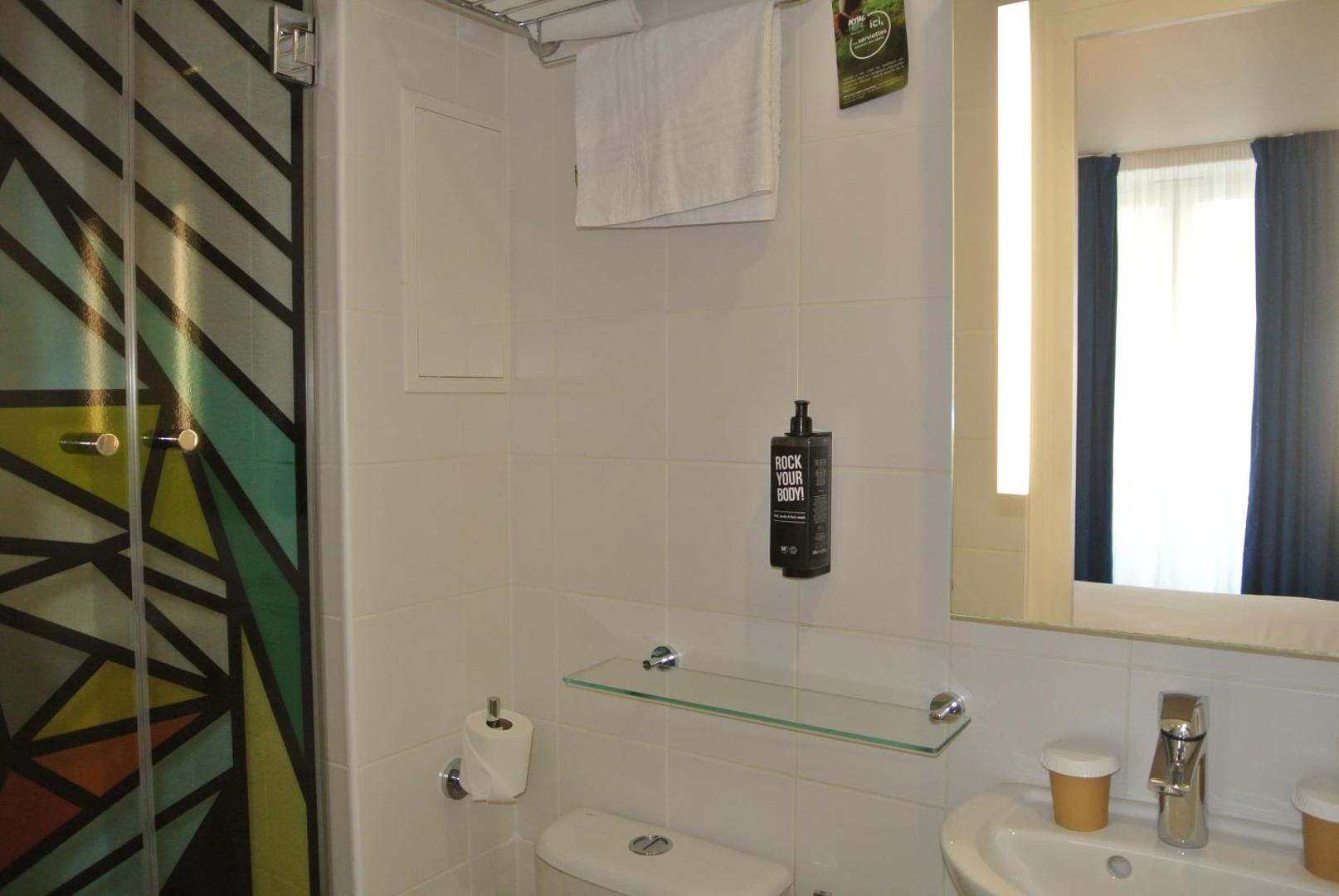 ibis Styles Paris Maine Montparnasse