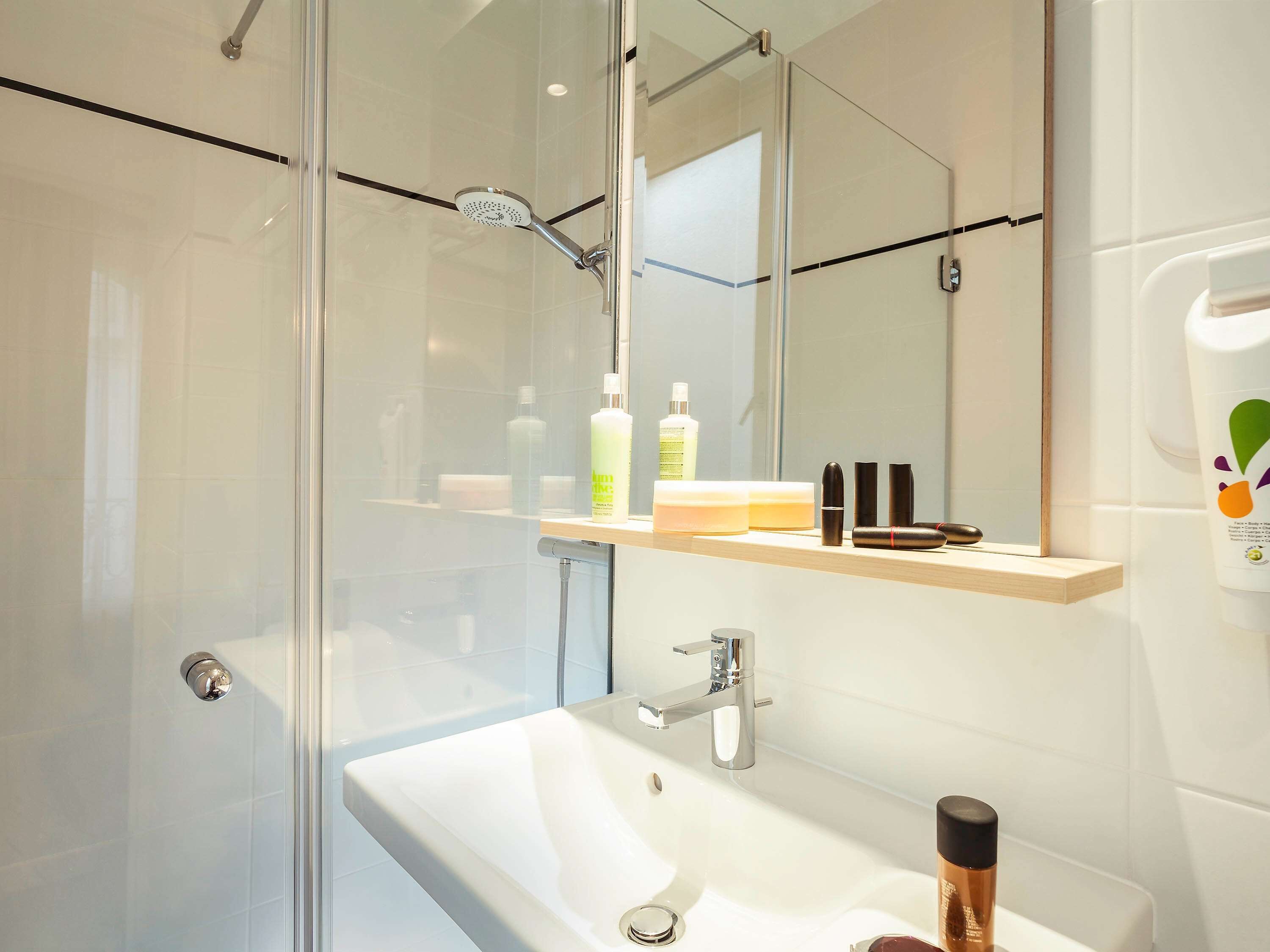ibis Styles Paris Nation Porte de Montreuil Hotel