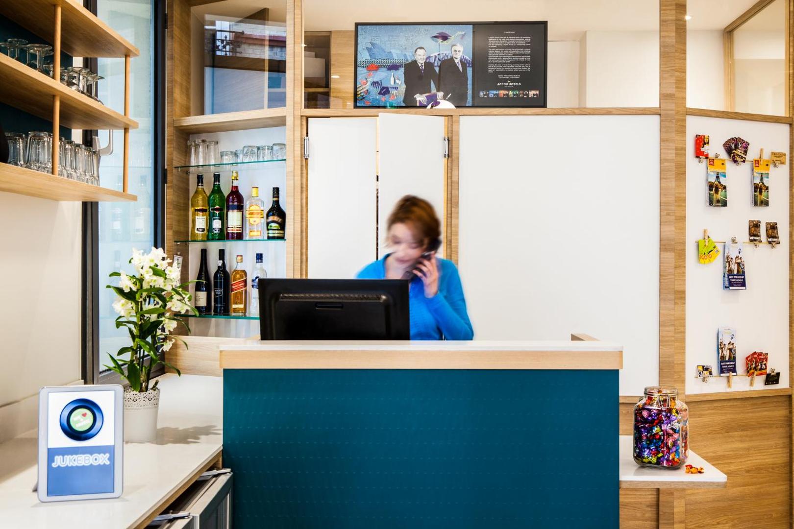 ibis Styles Paris Nation Porte de Montreuil Hotel