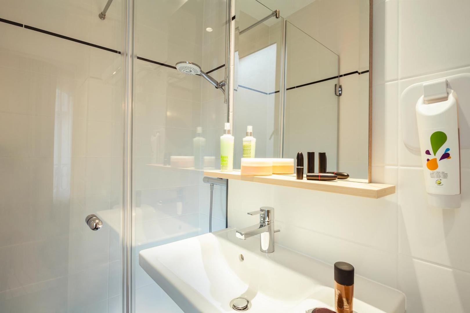 ibis Styles Paris Nation Porte de Montreuil Hotel