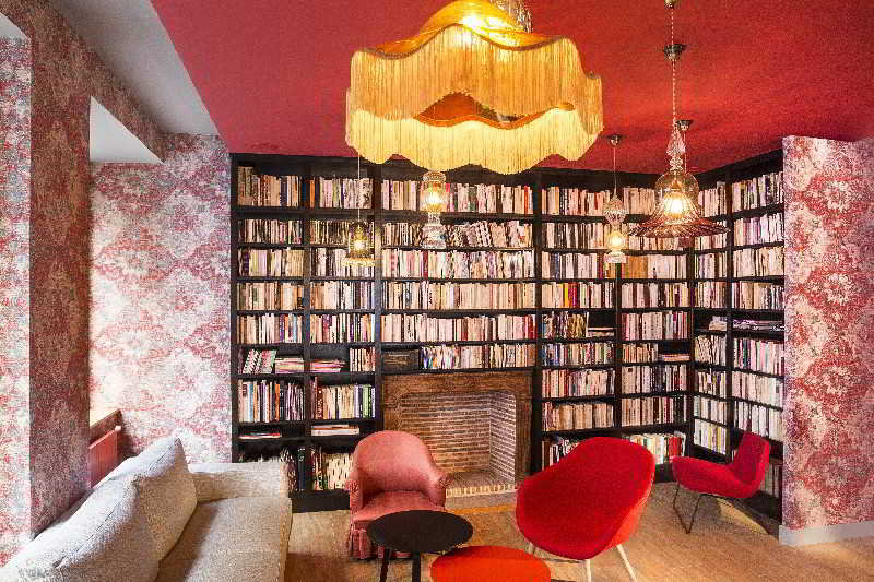 Josephine Hotel