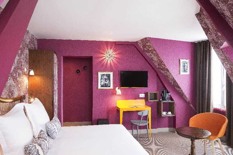 Josephine Hotel
