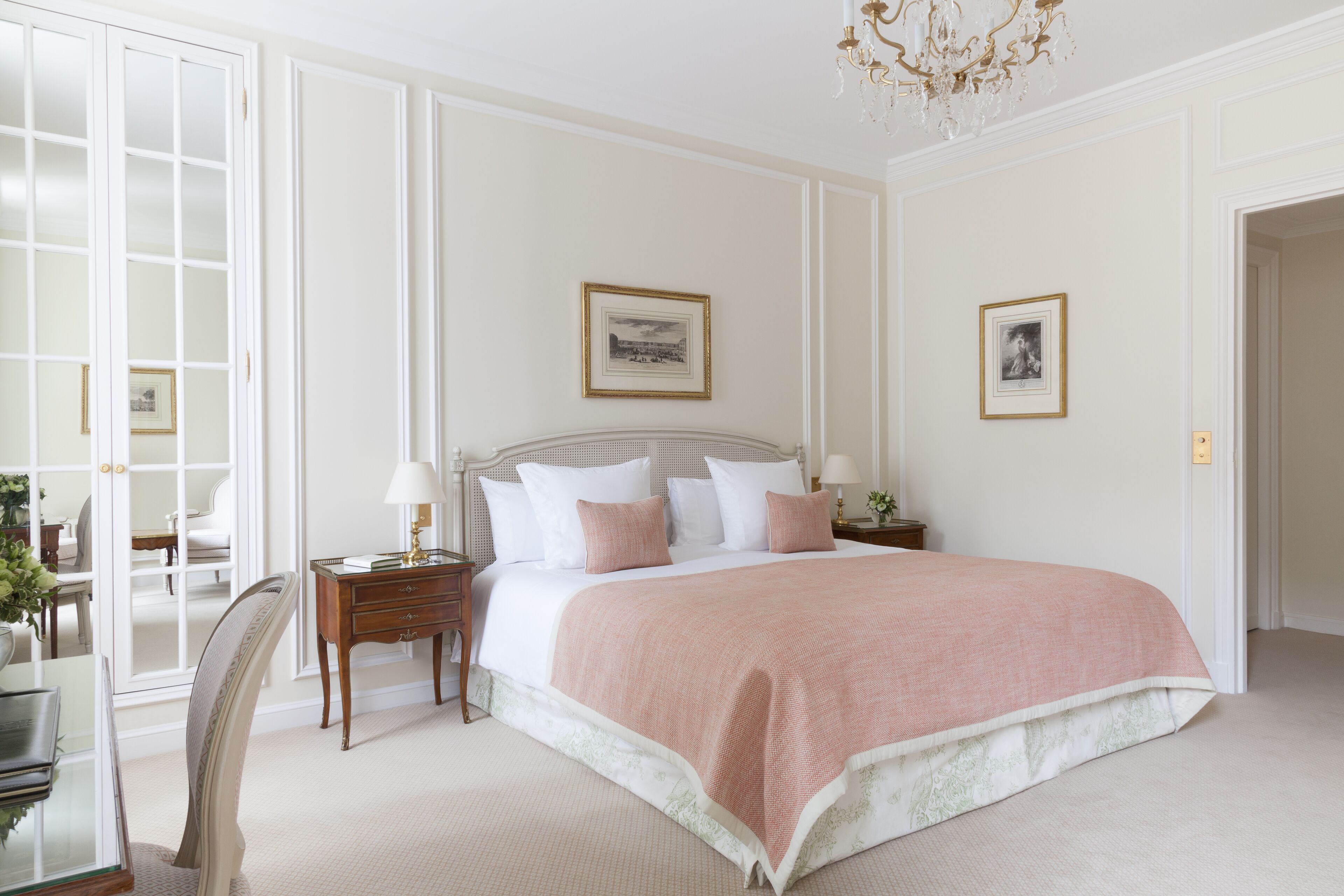Le Bristol Paris