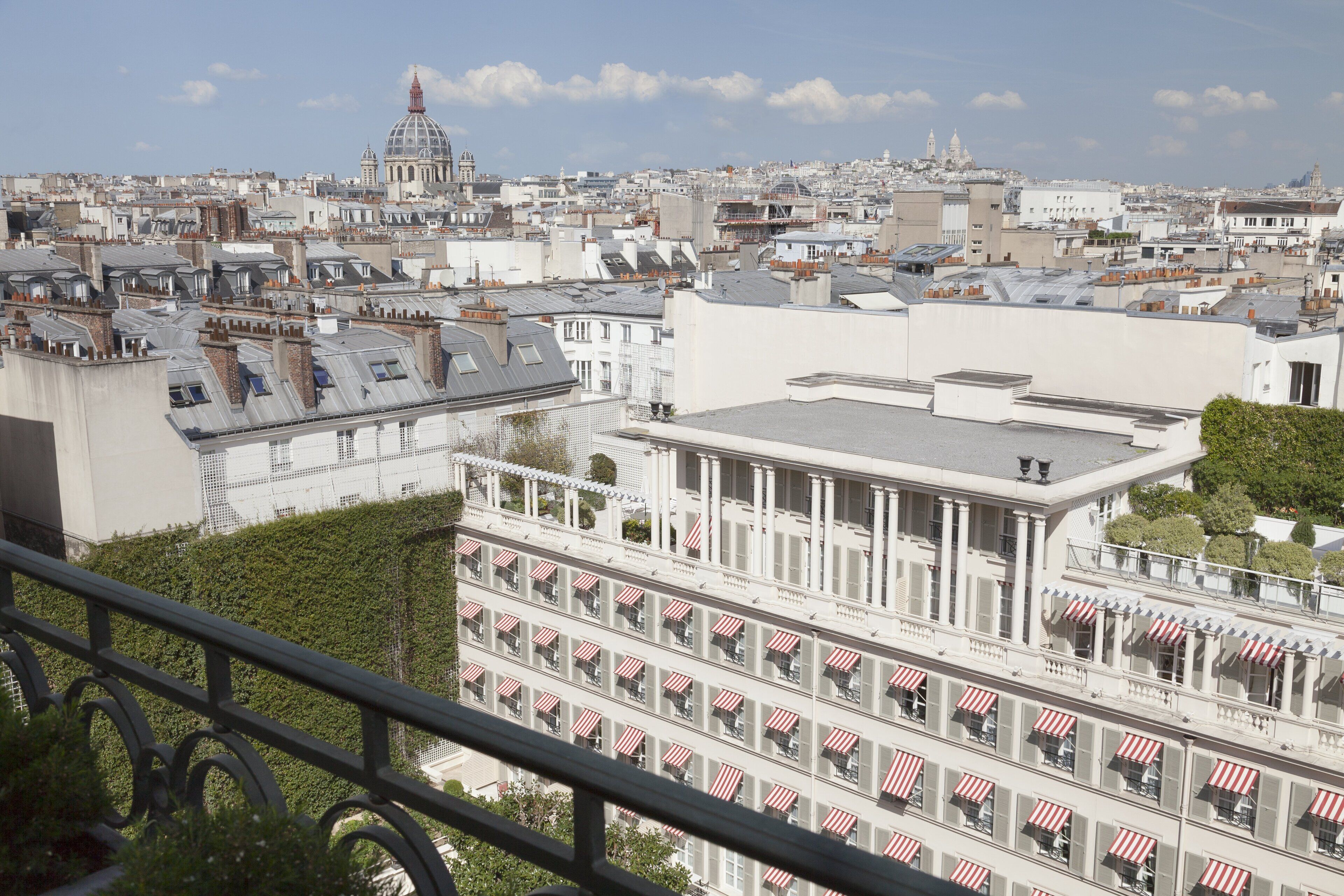 Le Bristol Paris