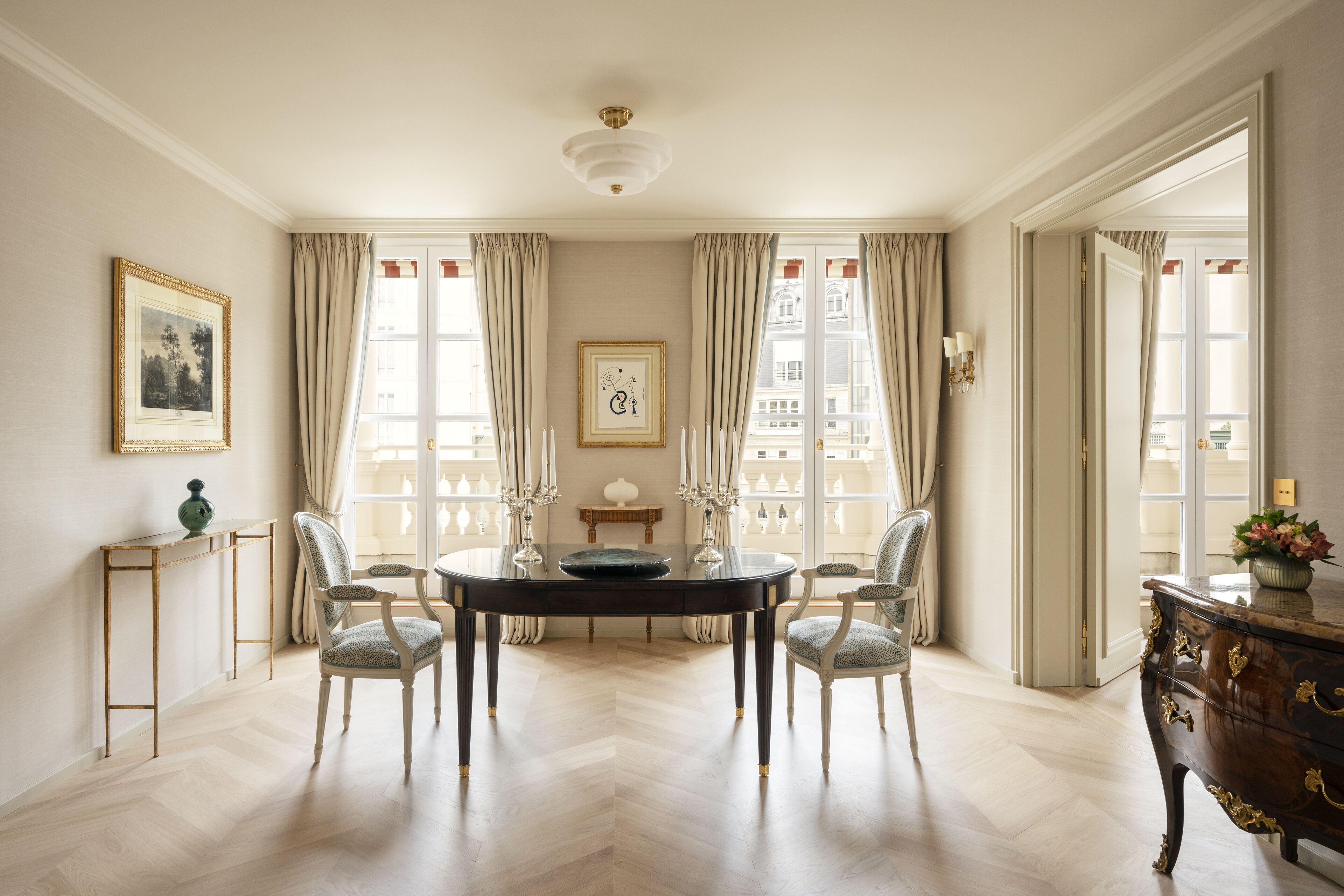 Le Bristol Paris