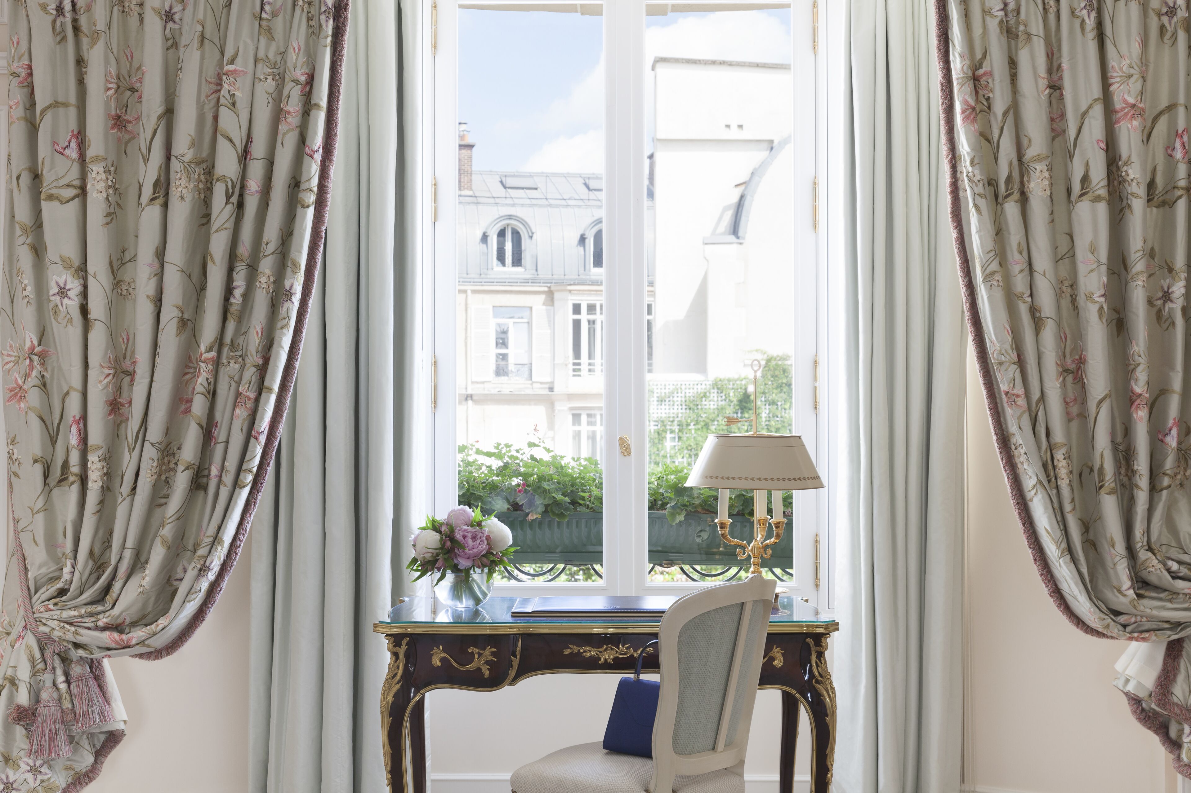 Le Bristol Paris