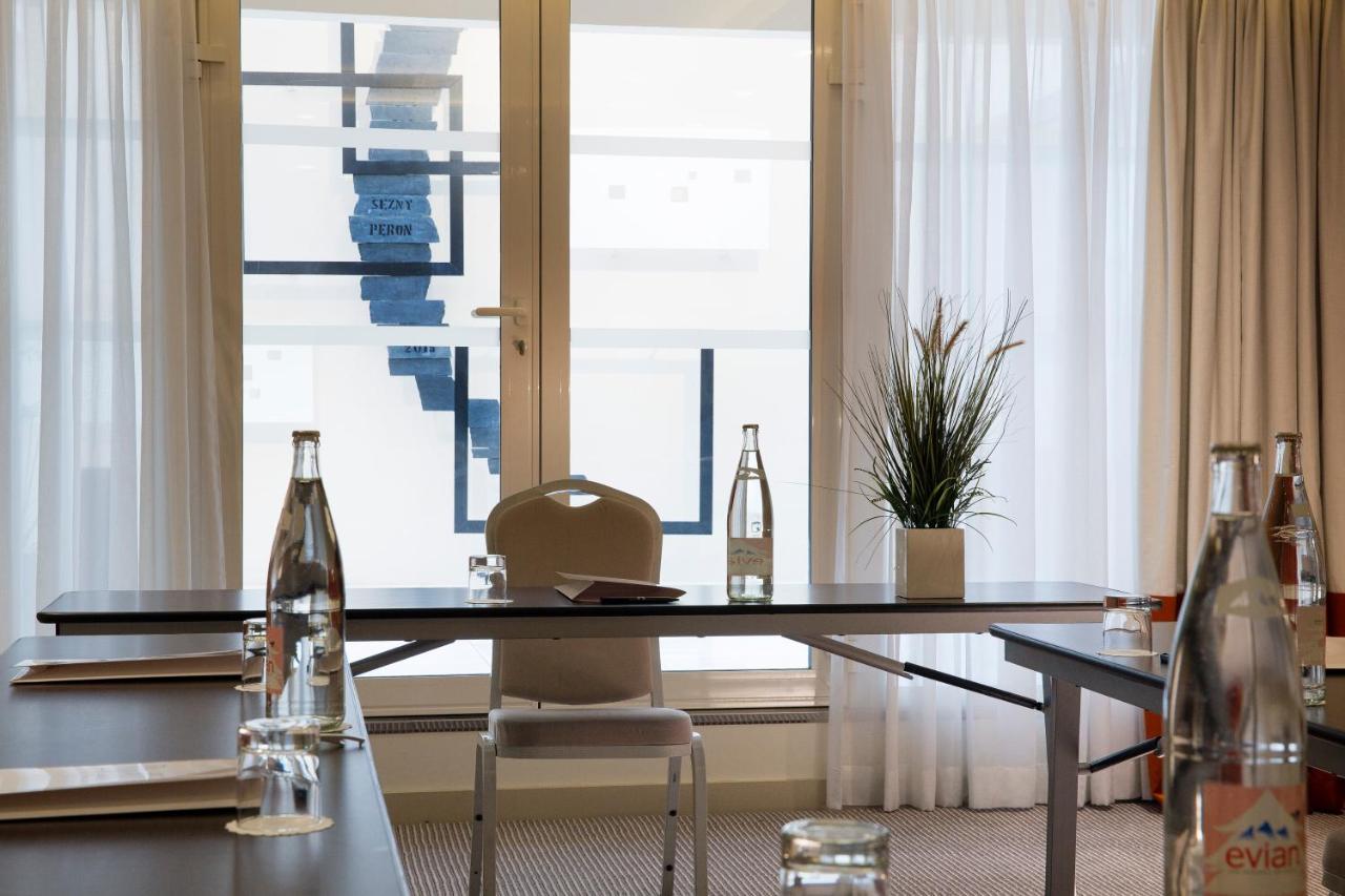 Le M Hotel Paris