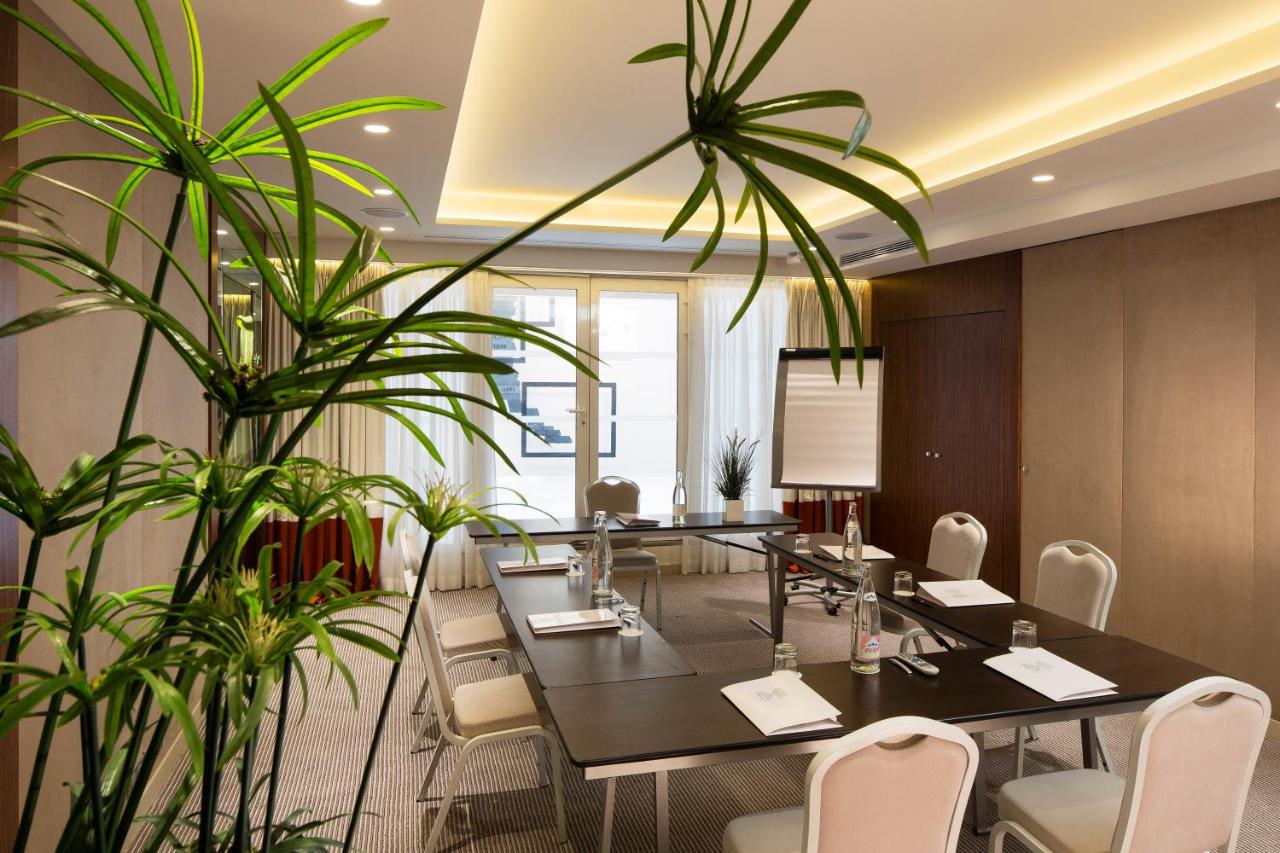 Le M Hotel Paris