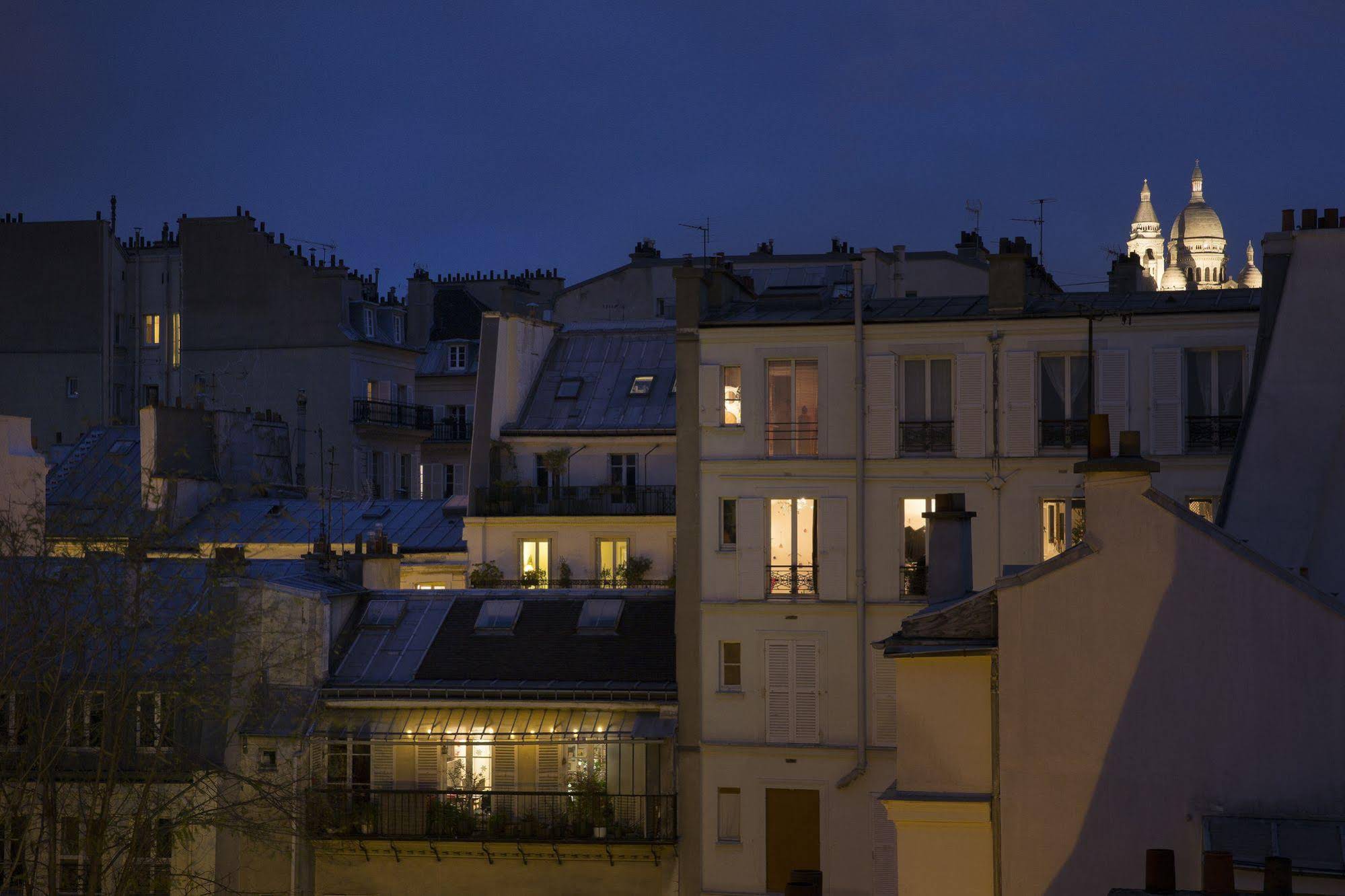 Les Matins de Paris