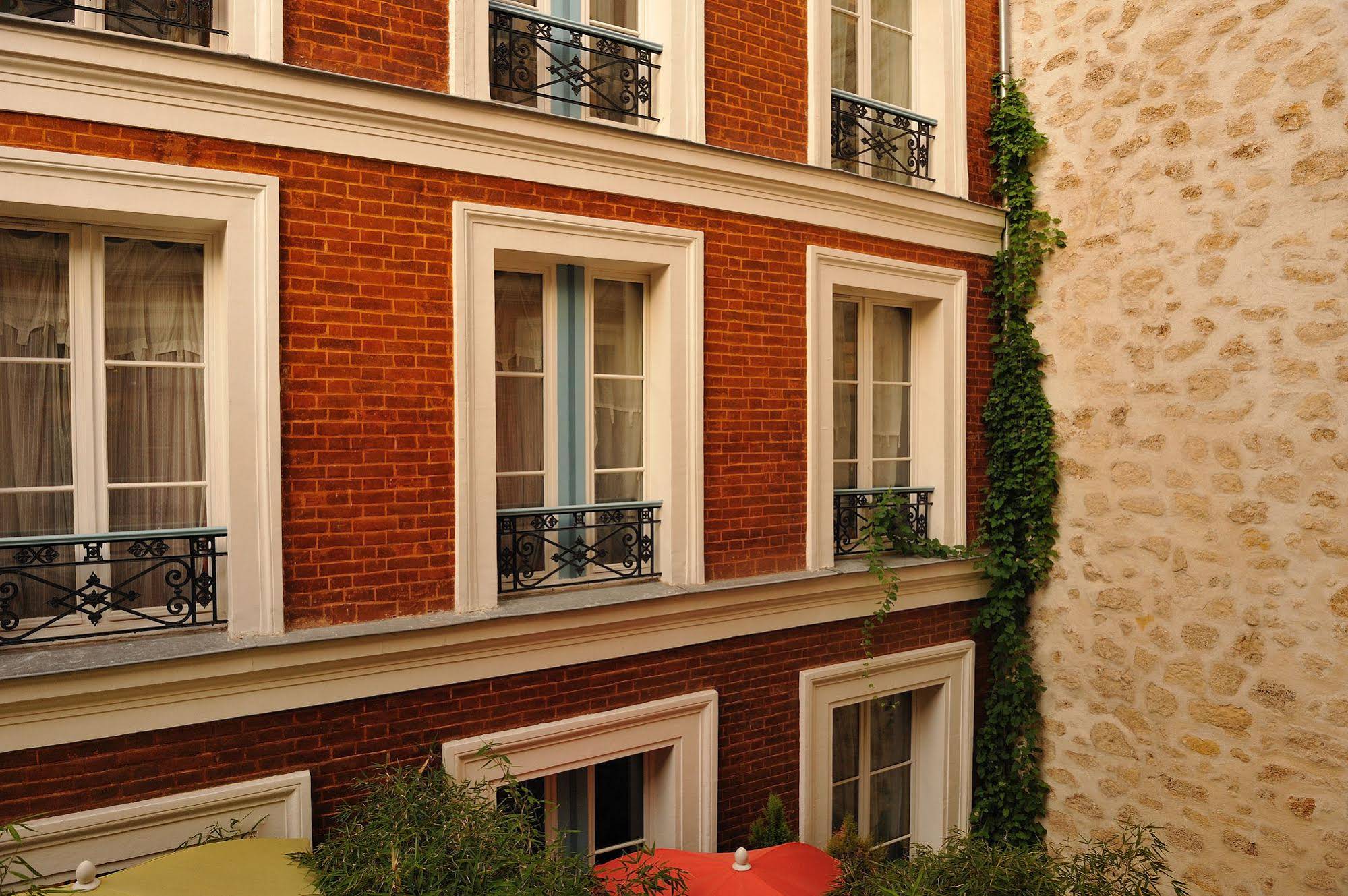 Les Patios du Marais Residence