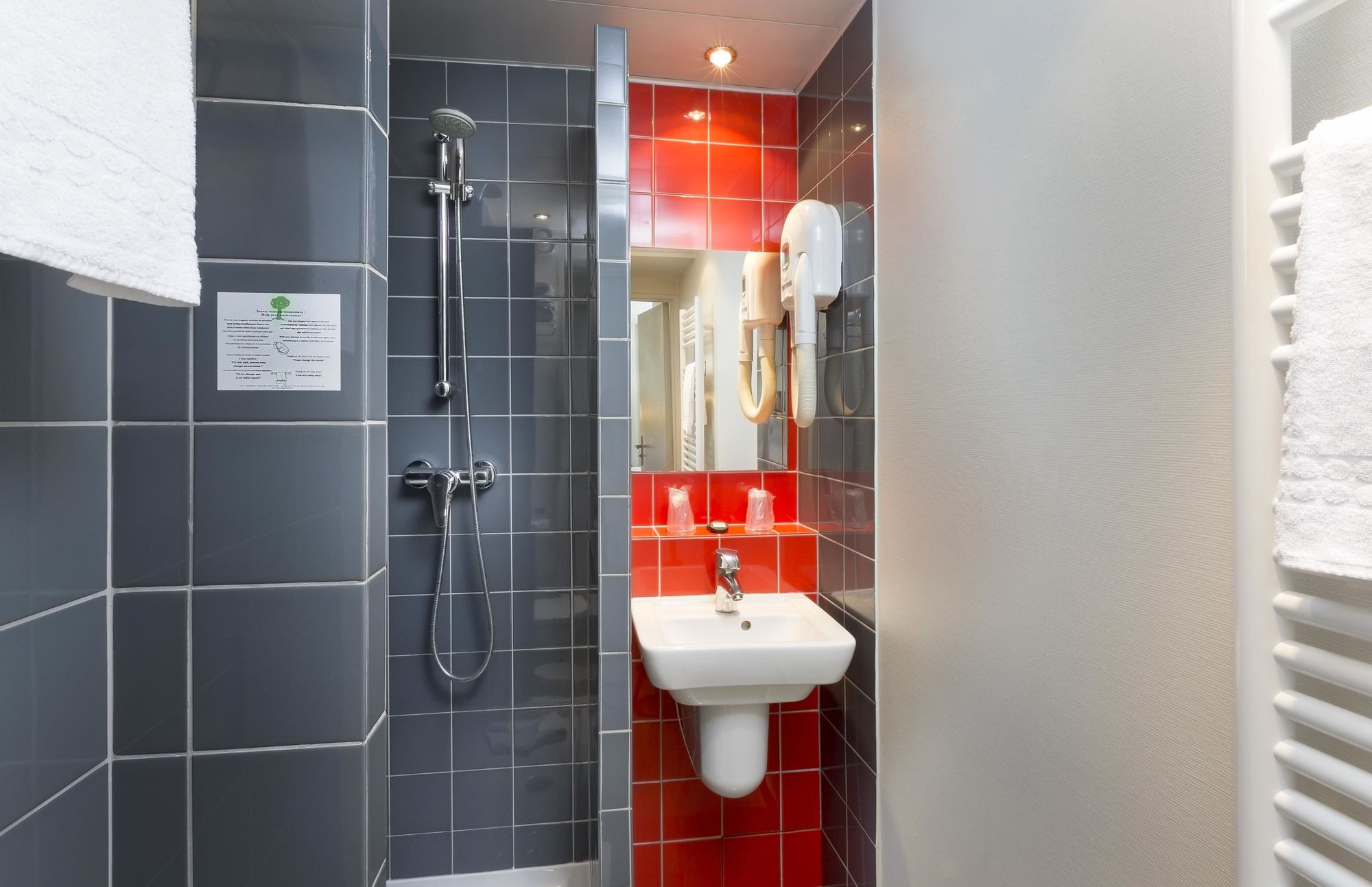 Libertel Canal St Martin