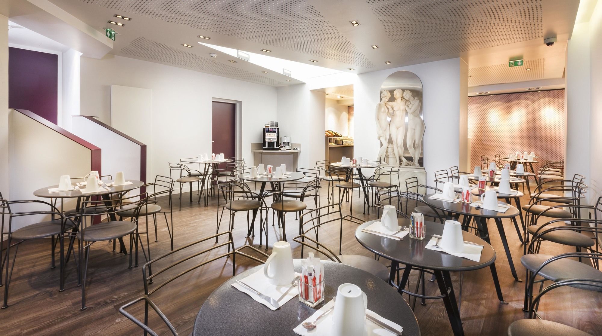 Libertel Canal St Martin