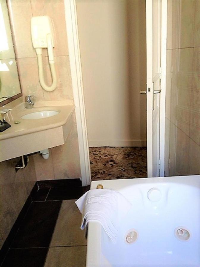 Hotel London