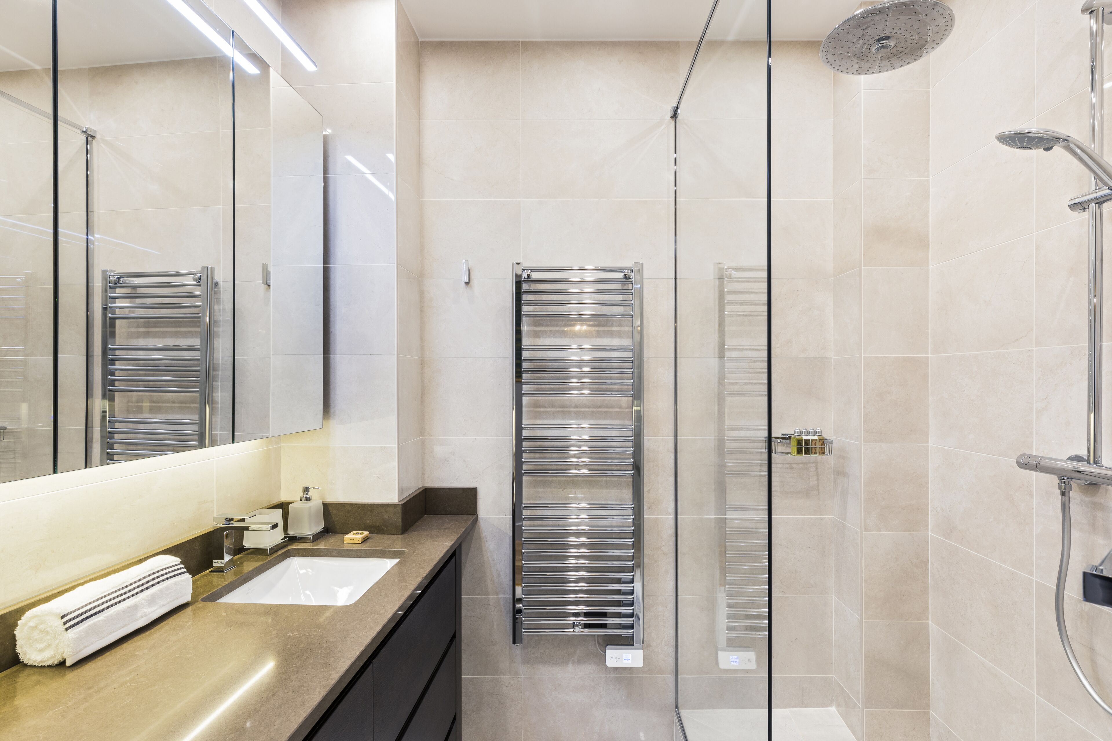 Luxury Apartment Paris Louvre Ii