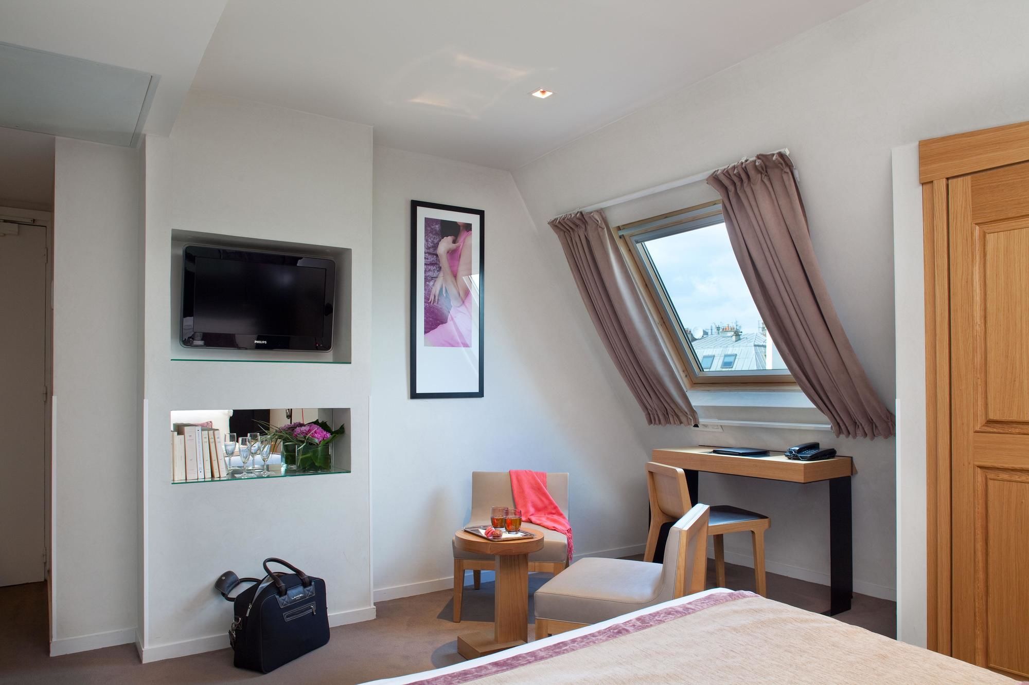 Marceau Champs-Elysées