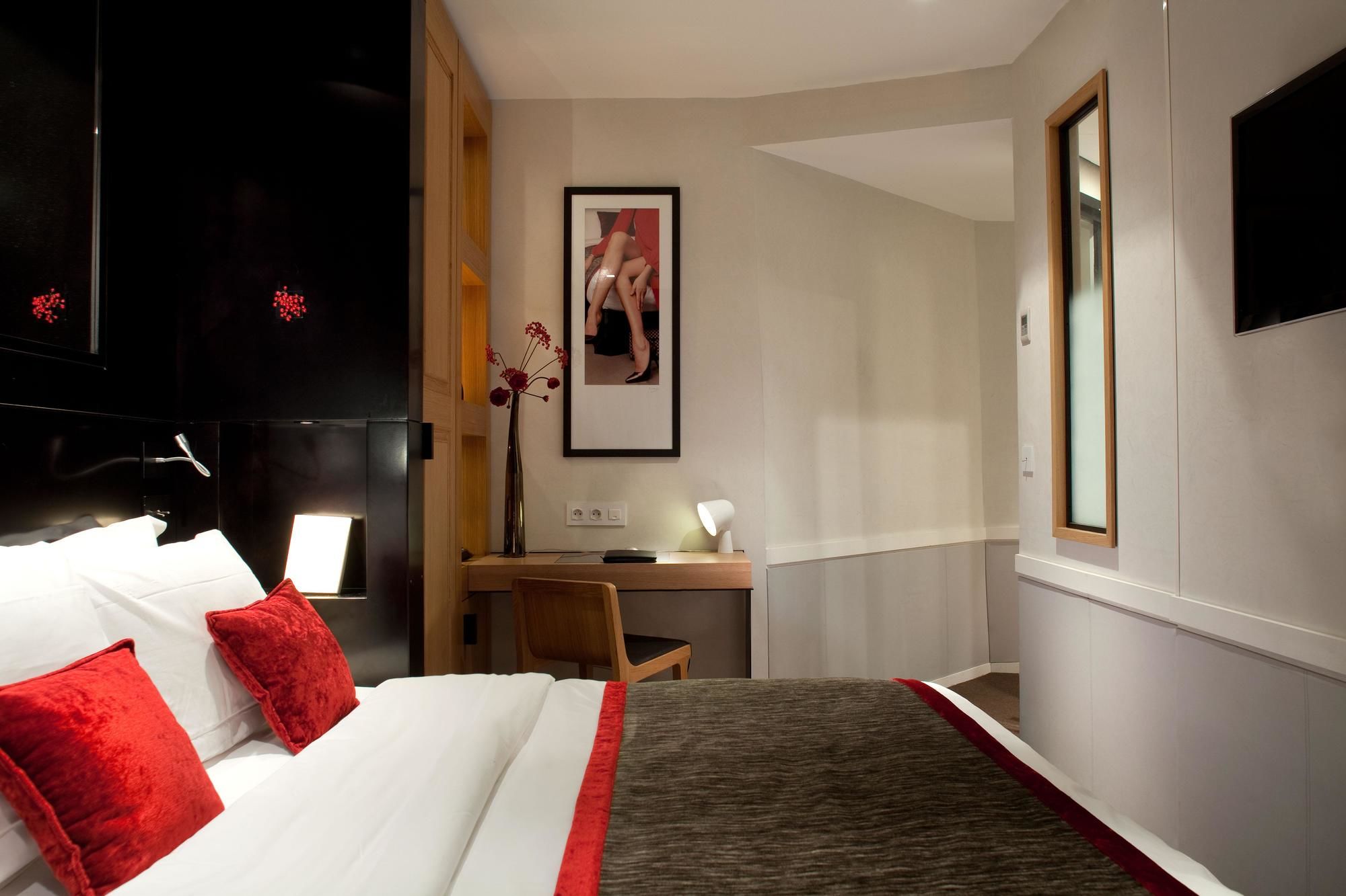 Marceau Champs-Elysées