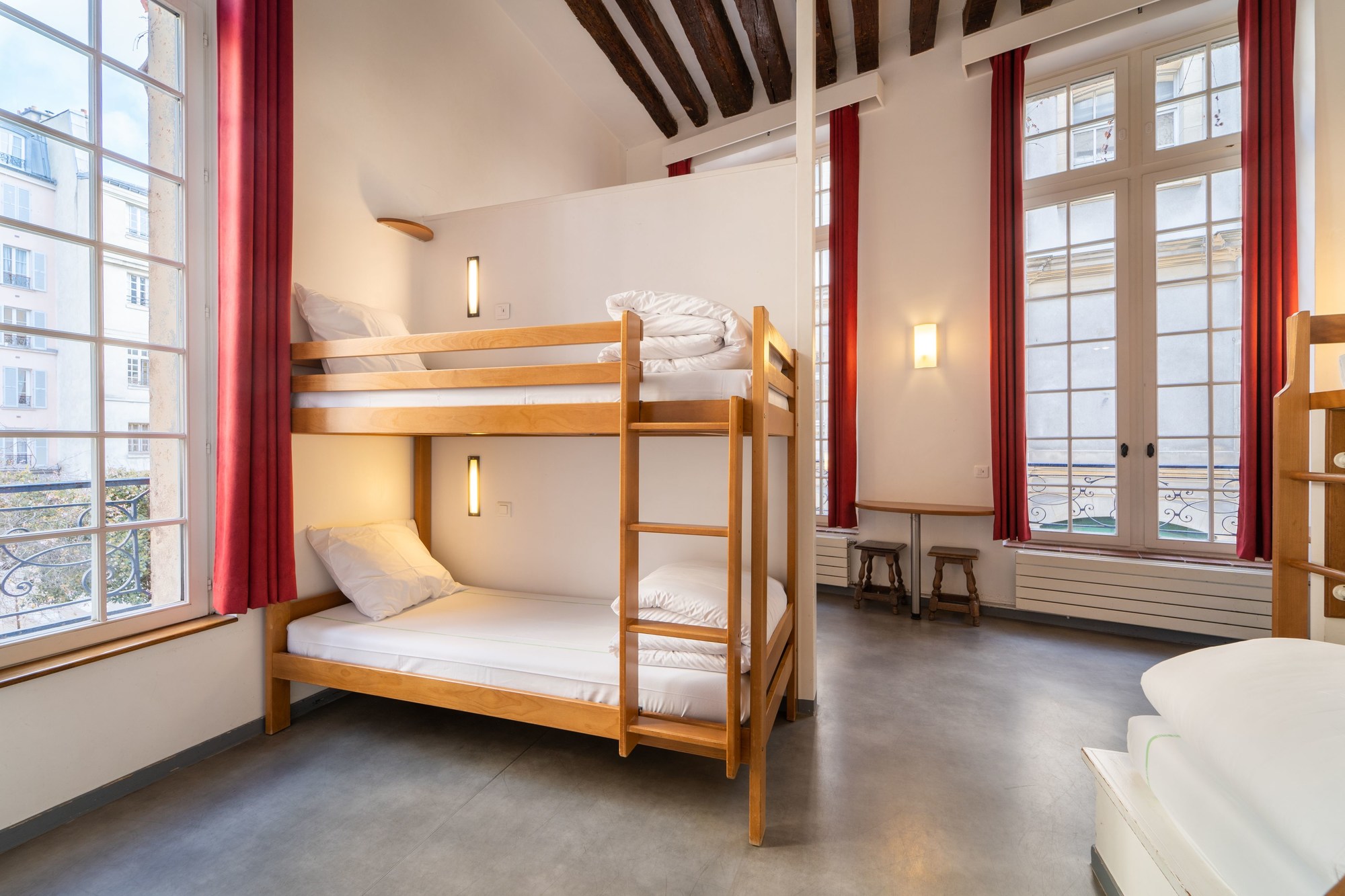MIJE Fauconnier - Fourcy - Maubuisson - Hostel