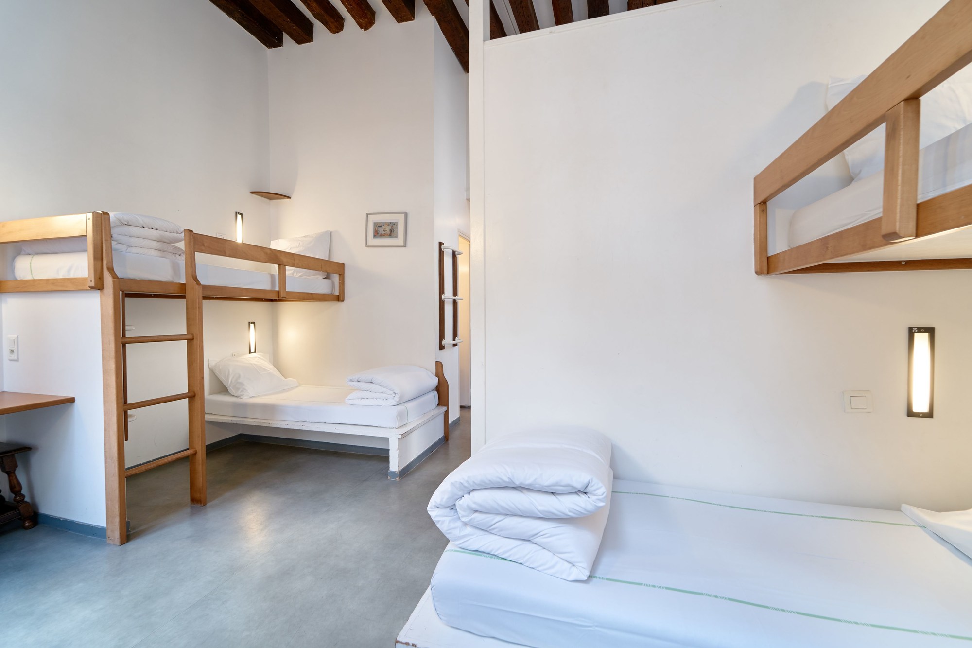 MIJE Fauconnier - Fourcy - Maubuisson - Hostel