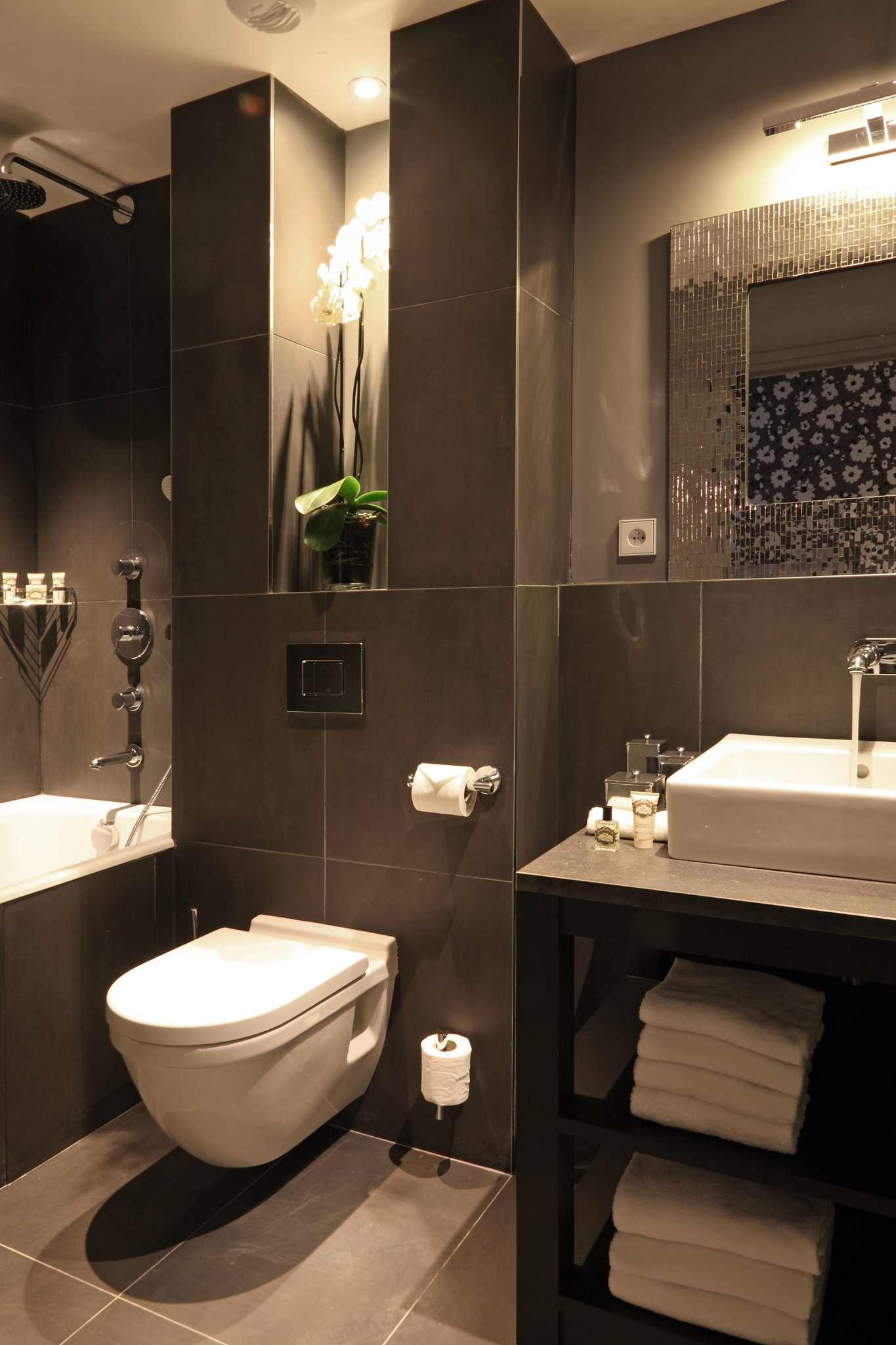 New Hotel Roblin
