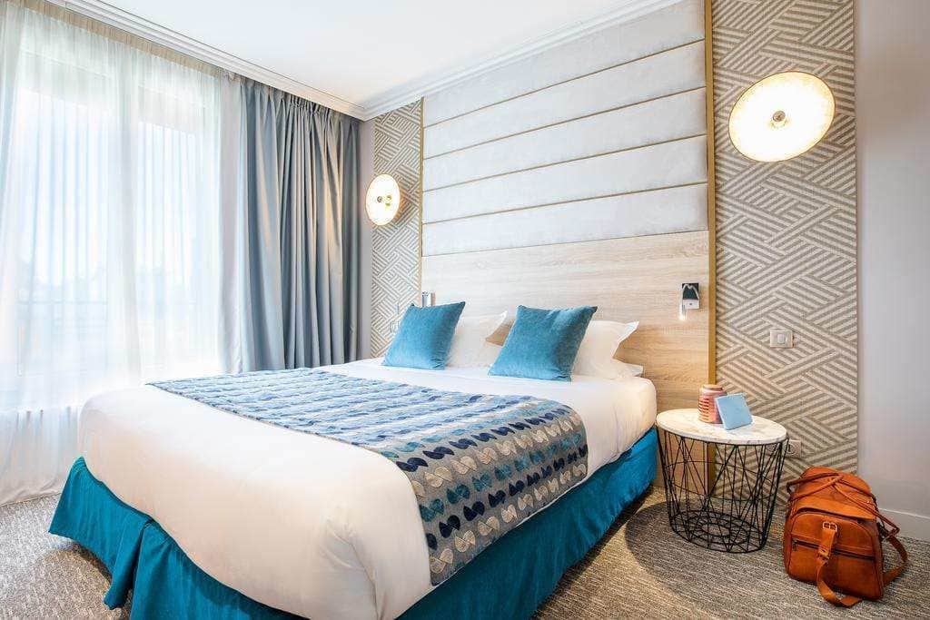 Hotel Nude Paris