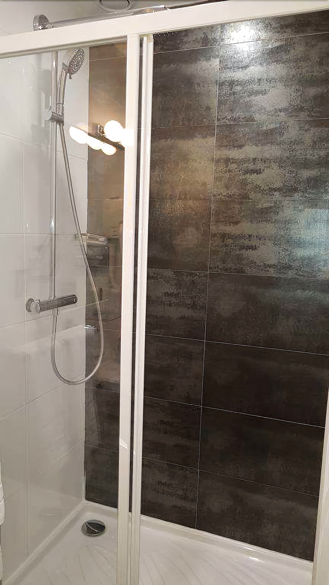 Hotel Nude Paris