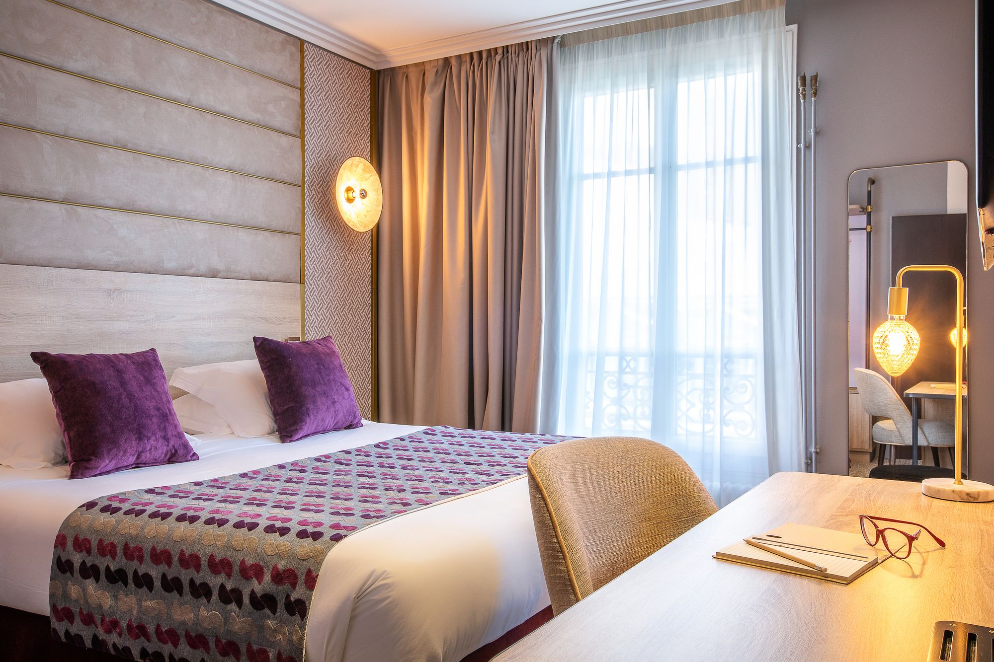 Hotel Nude Paris