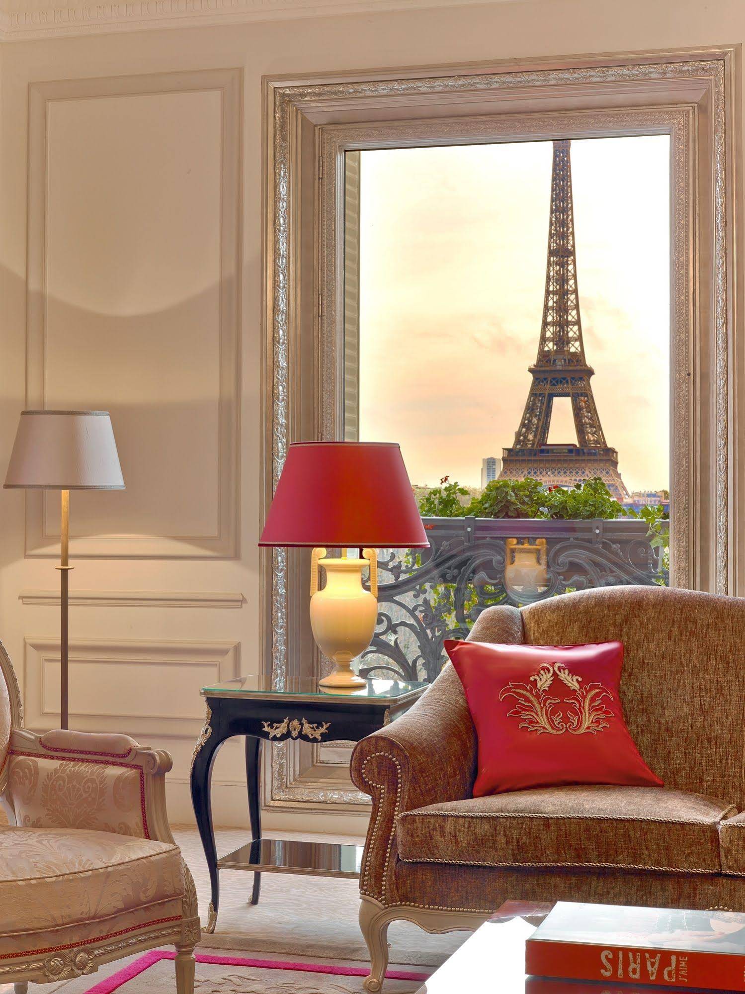 Hotel Plaza Athenee
