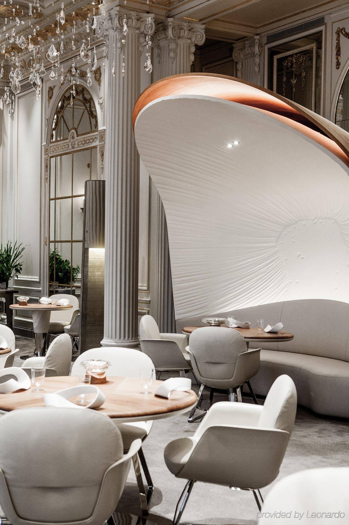 Hotel Plaza Athenee