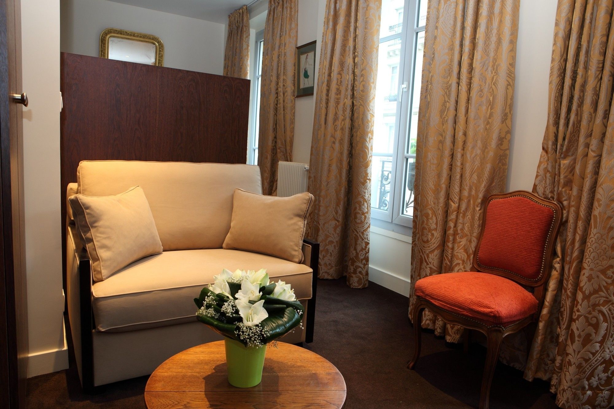 Queens Hotel