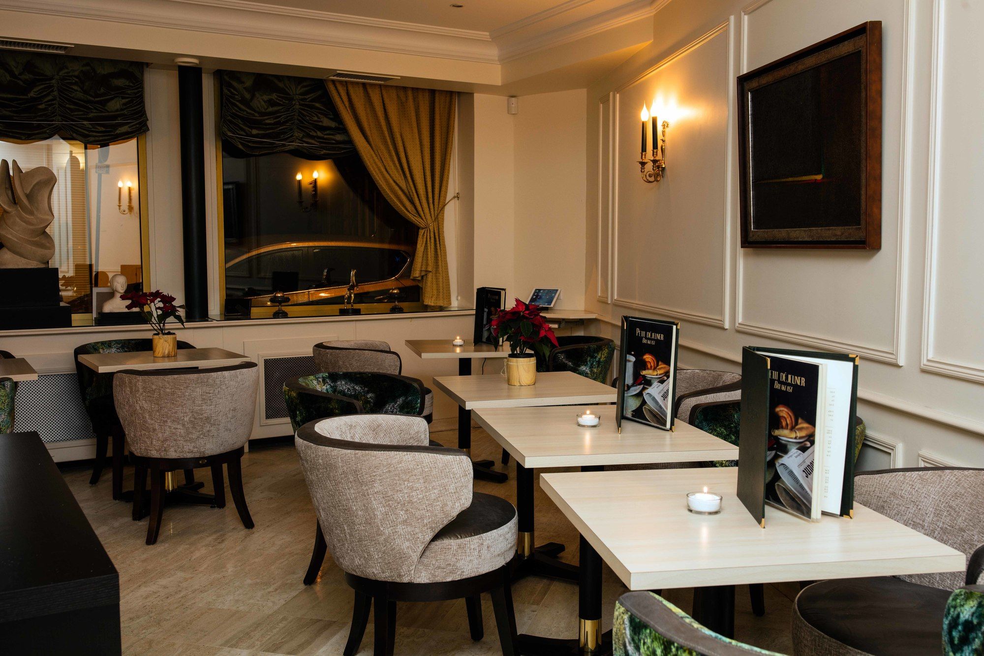 Queens Hotel